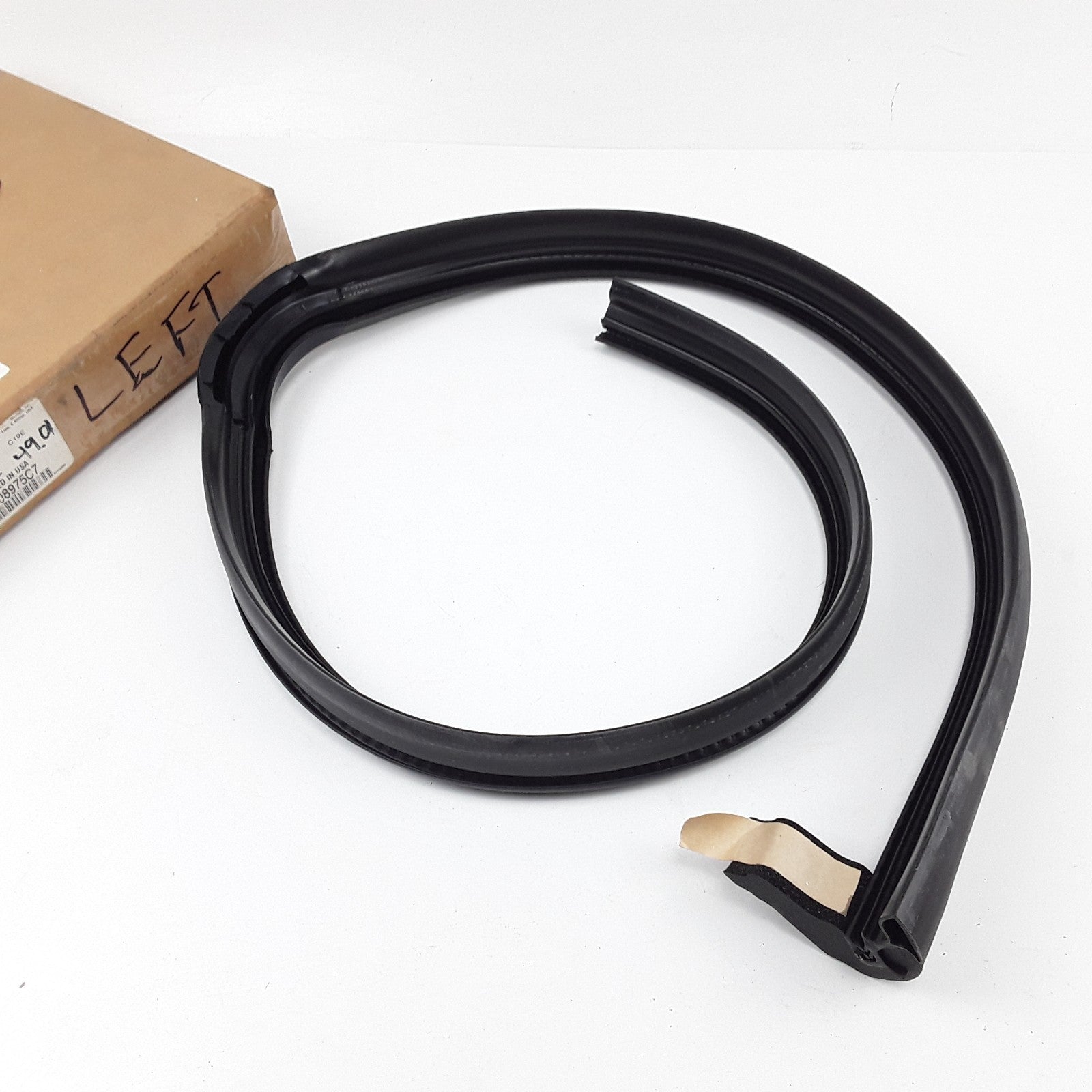 Left Door Seal For International 7500 7400 4300 4200 4400 ProStar (2002-2014)