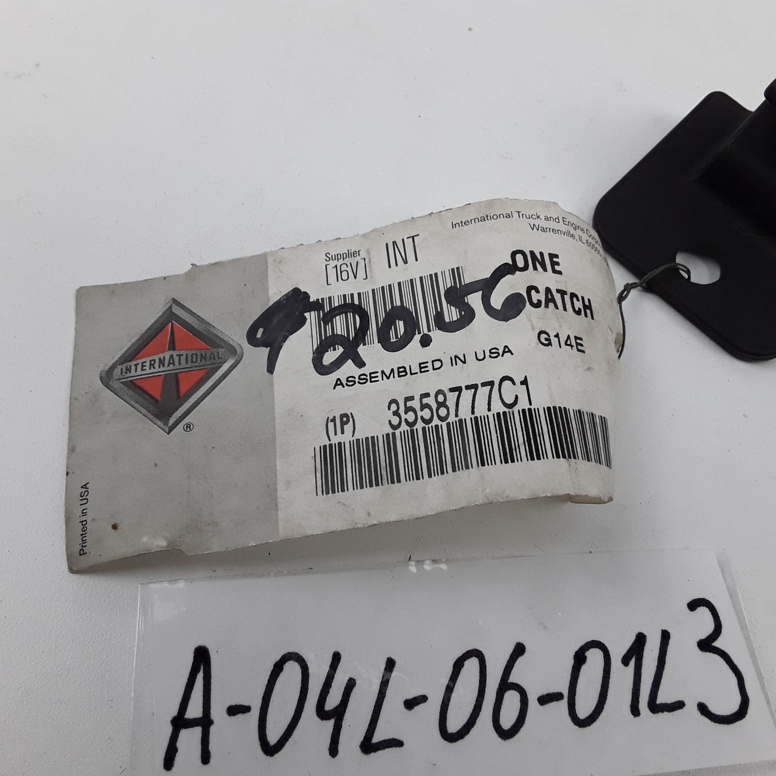 OEM International 3558777C1 Hood Safety Catch For International Navistar Trucks