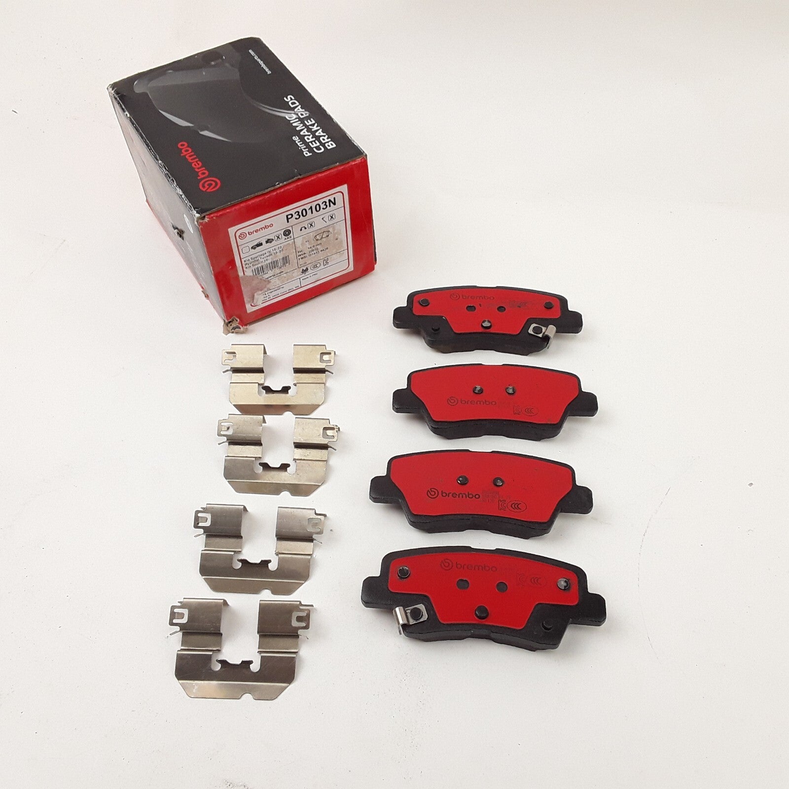 Rear Disc Brake Pad Set Fits Hyundai Accent 2021-2022 Kia Cadenza 2017-2020