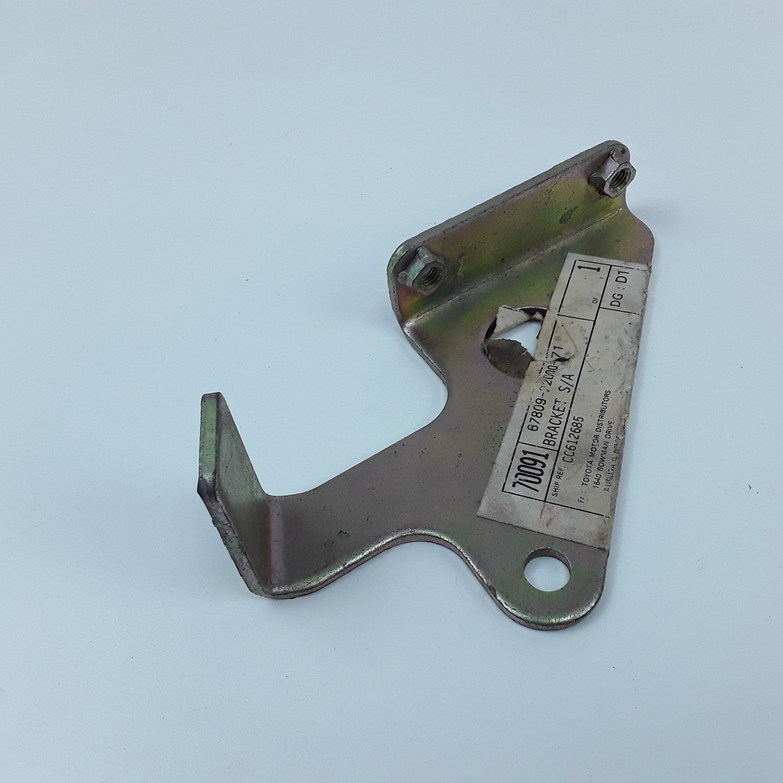 Toyota 67809-22000-71 Motor Distributors Bracket Assembly Heavy Duty