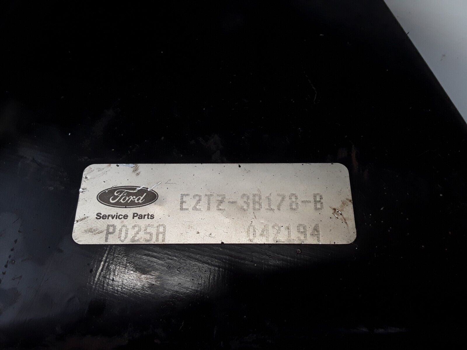 Ford E150 E250 E350 84-91 Econoline Club Wagon Mount Bracket Axle Pivot Bracket - HotCarParts