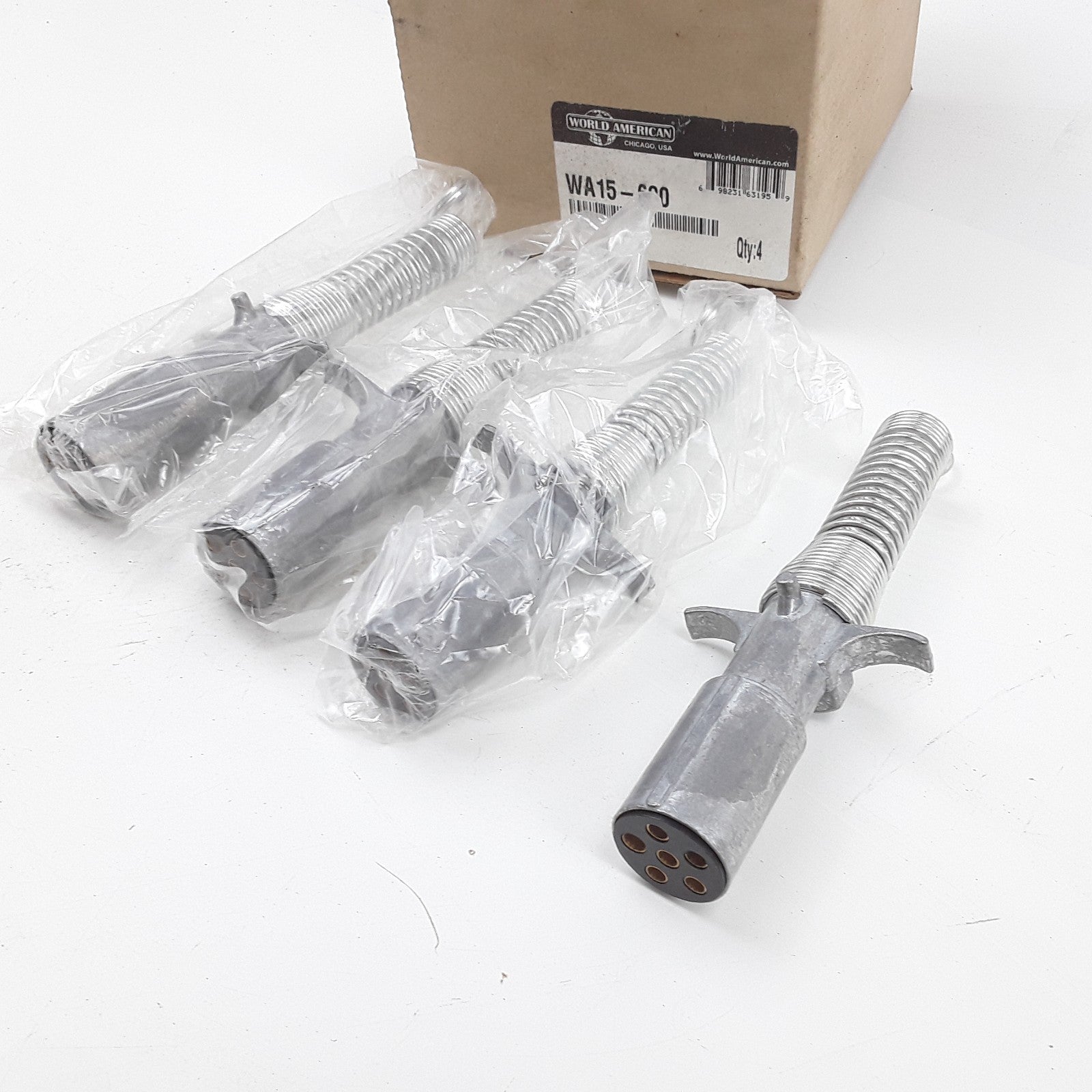 4 World American WA15-630 6-Way Wiring Plug w/ Spring Guard For Tractor/Trailer