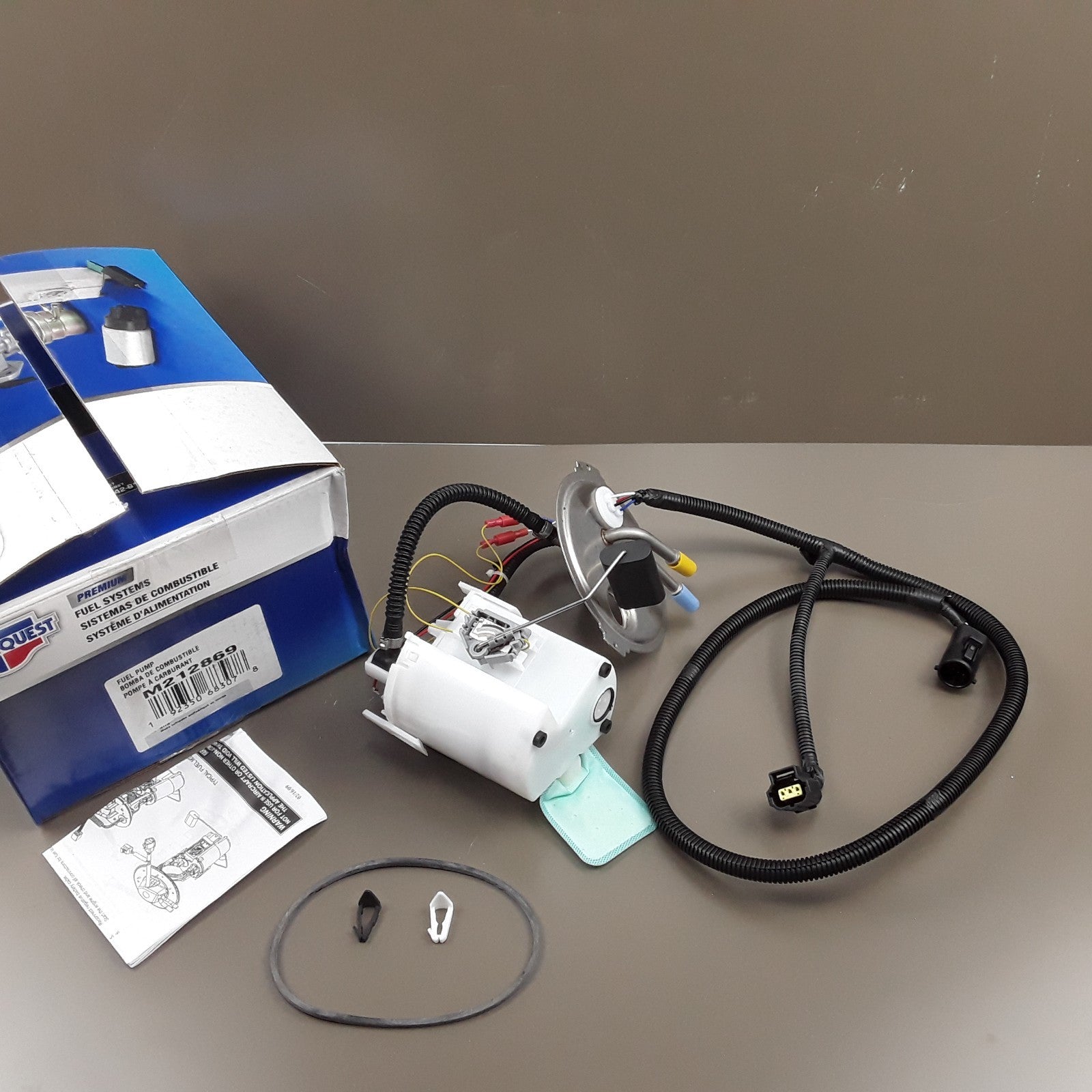 Carquest M212869 Fuel Pump Module Assembly Fits Ford Windstar 1996 1997 1998