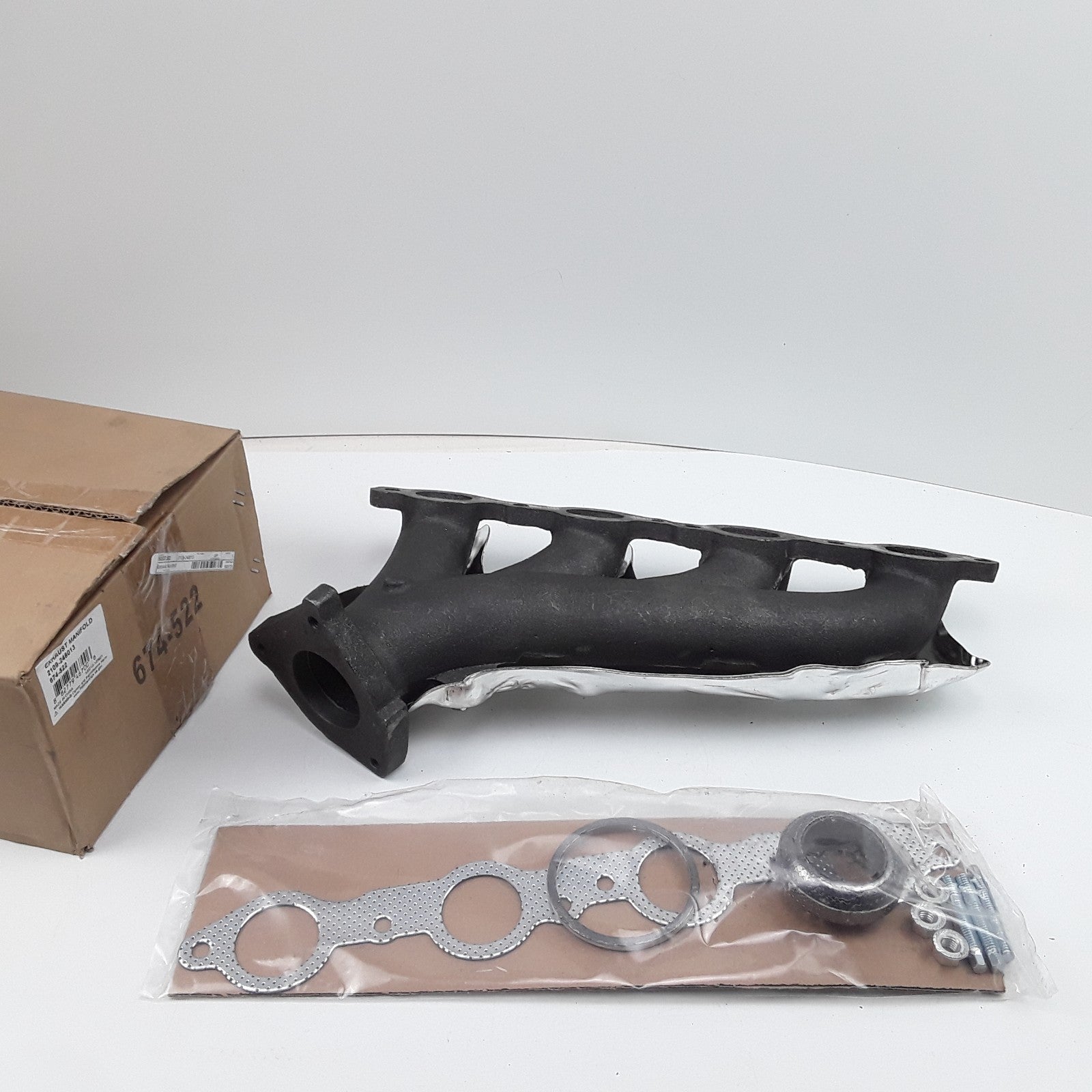 Exhaust Manifold Fits Cadillac Escalade ESV 2008 , Chevrolet Avalanche 2011 ,GMC
