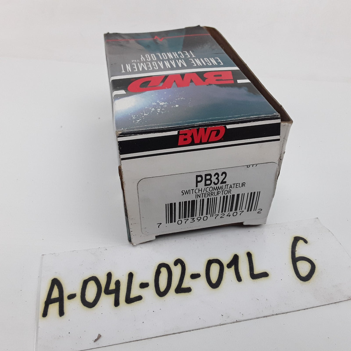 BWD PB32 Momentary Push Button Switch For Universal Use