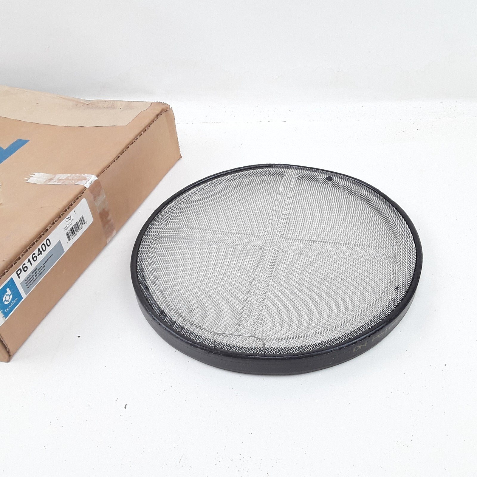 Donaldson P616400 Air Filter Fits Western Star Thomas Freightliner (2000-2020)