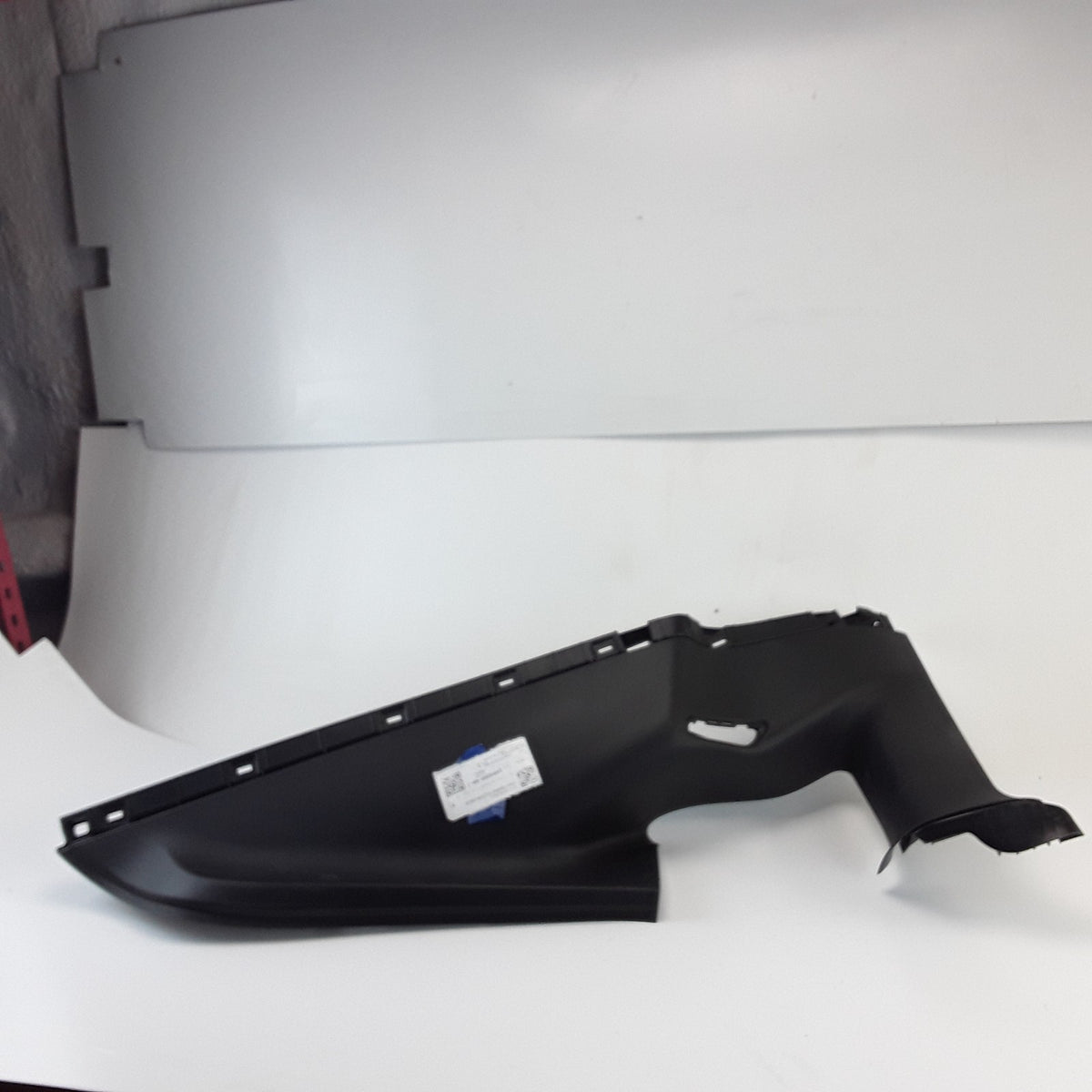 Model Y 2020-2025 RH Upper C-Pillar Trim 7 Seater 1494609-00-I OEM
