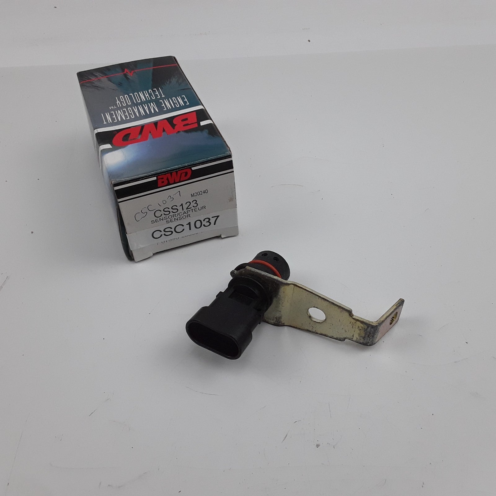 Engine Crankshaft Position Sensor Fits GMC Yukon 1995-2002 Isuzu NPR 1996-2003
