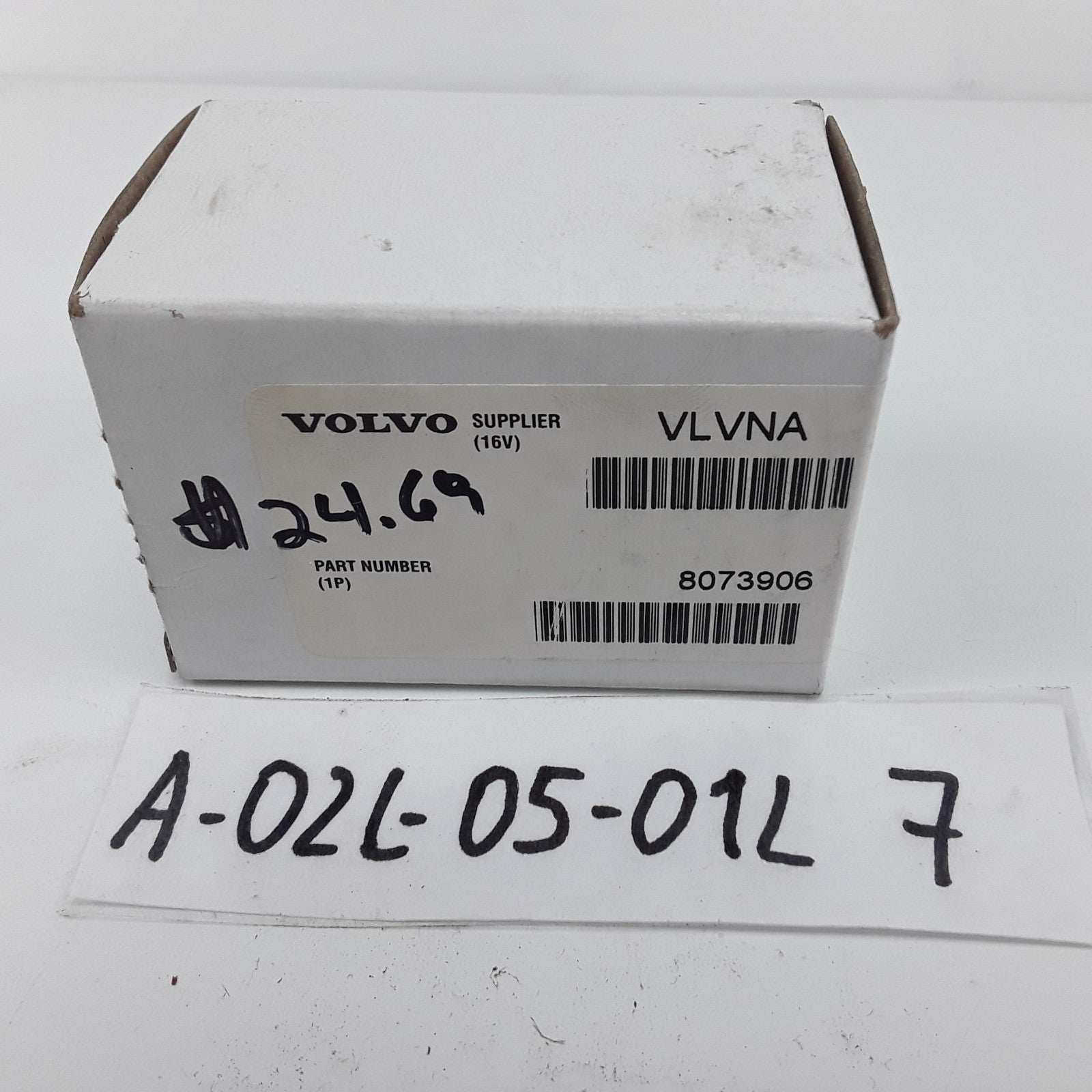 Volvo 8073906 Engine Oil Temperature Sensor For Mack Volvo Trucks