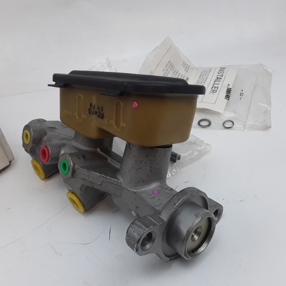Master Cylinder Fits Buick Chevrolet Cadillac Oldsmobile Pontiac 1983 1984-1986