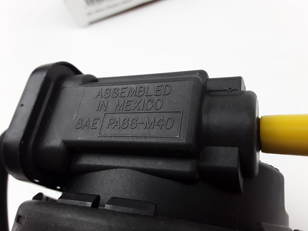 Fuel Vapor Leak Detection Pump For BMW Z3 528i 540i 740i 740iL 750iL (1997-2001)