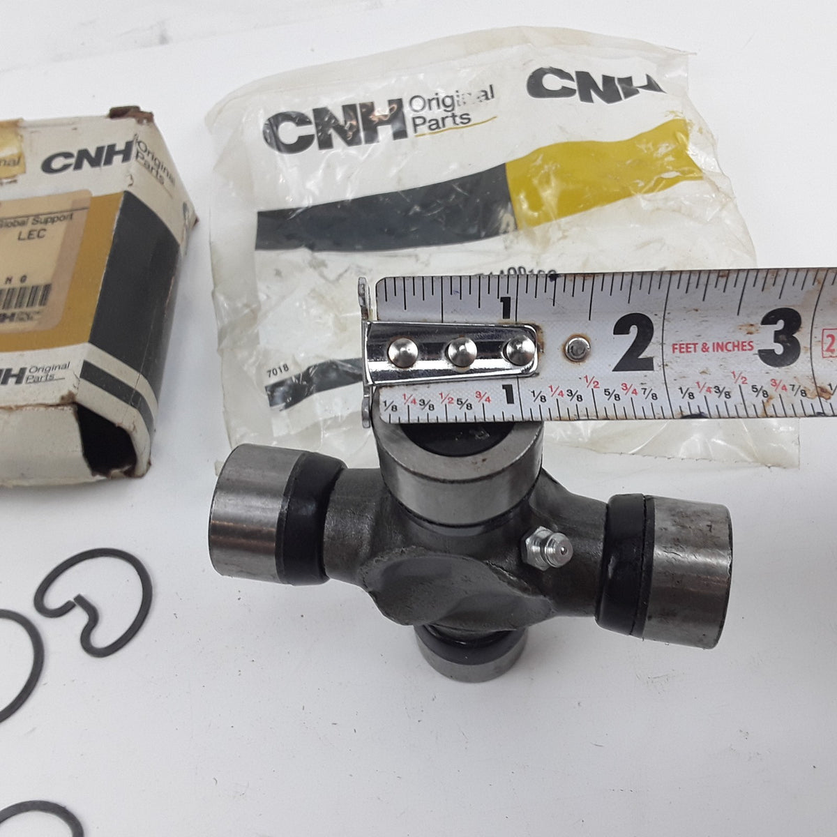 CNH 71490169 Universal Joint Spider Kit For New Holland Light Equipment Vehicles