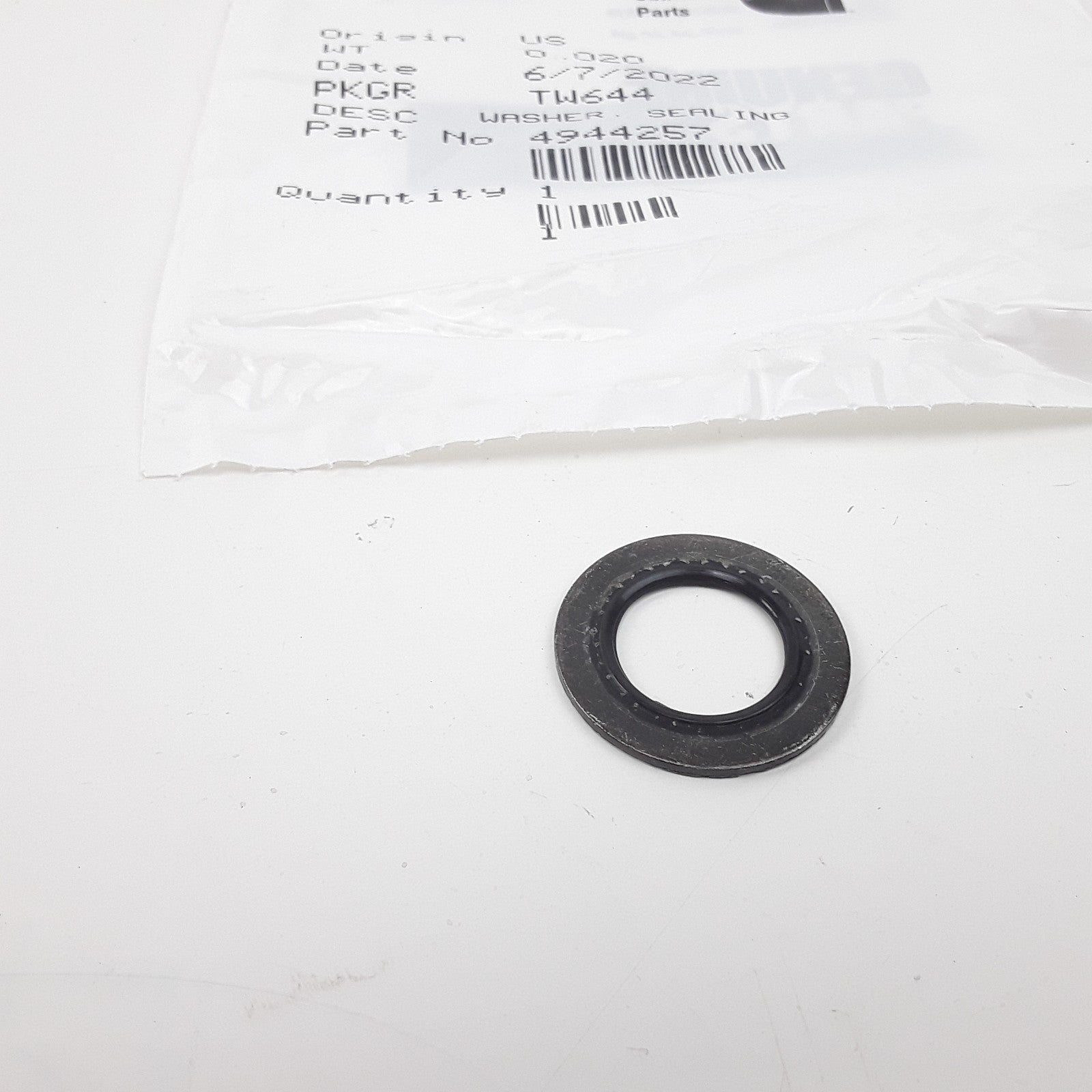 Cummins 4944257 Fuel Fitting Washer Seal Thick EGR Cooler Application