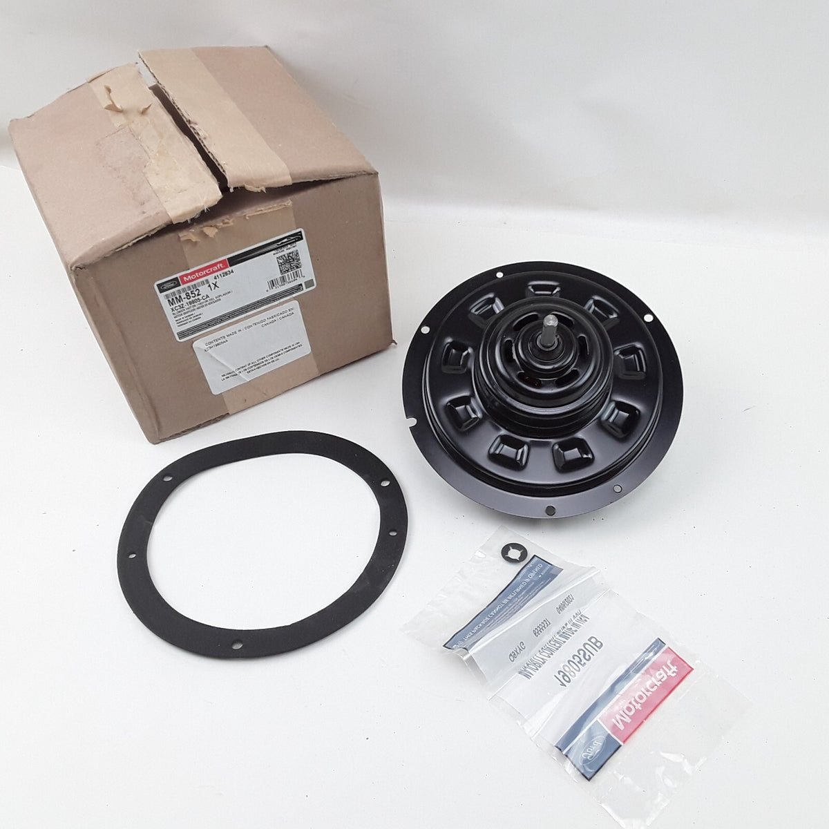 Front Blower Motor For Ford F-250 F-350 F-450 F-550 Super Duty Excursion 1999-07