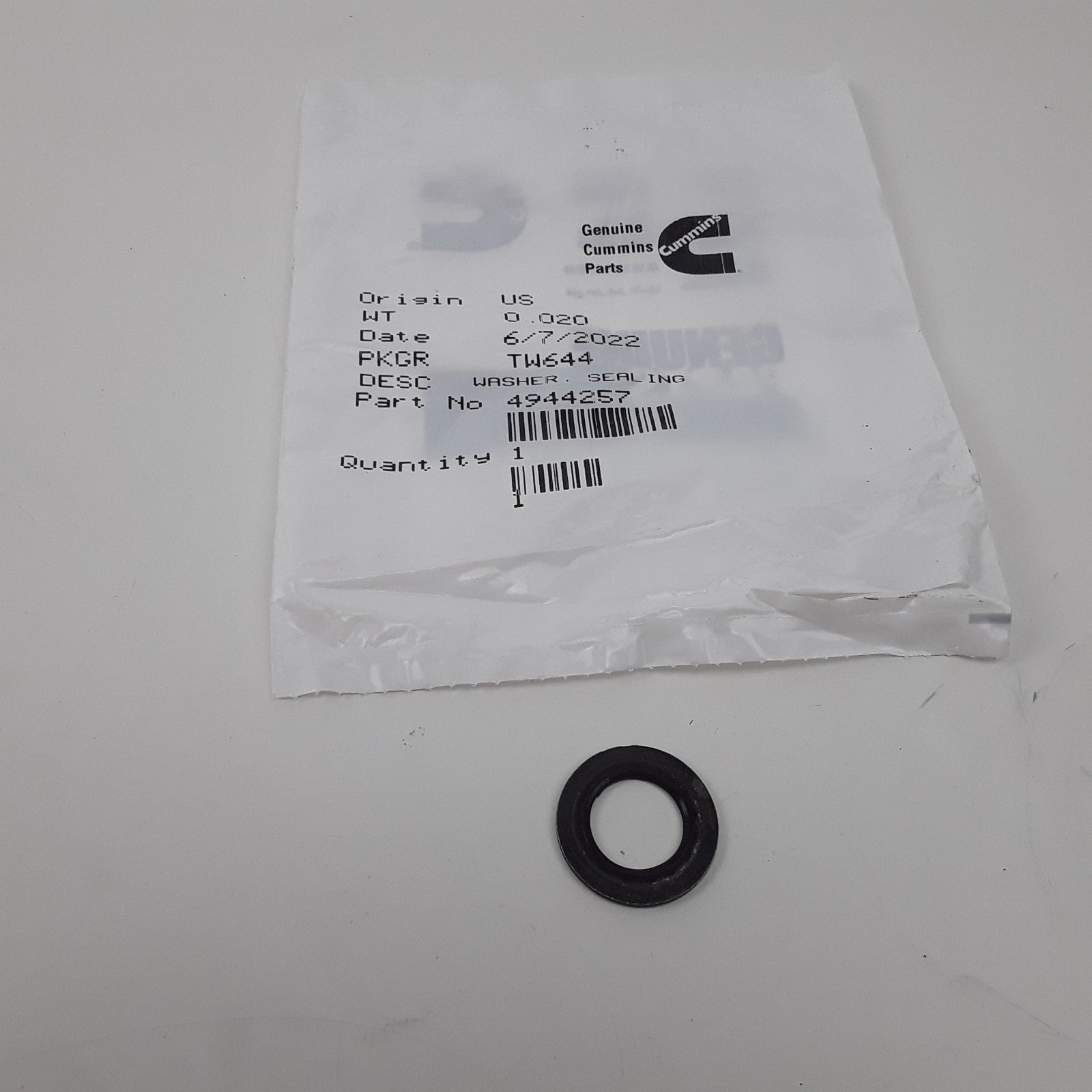 Cummins 4944257 Fuel Fitting Washer Seal Thick EGR Cooler Application