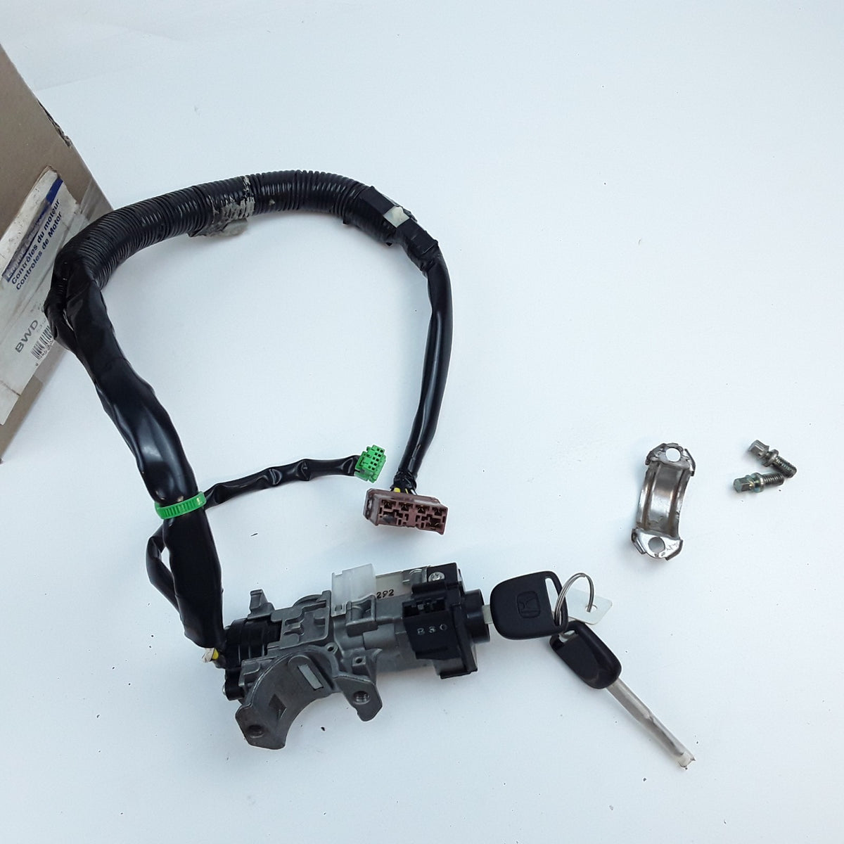 Ignition Switch With Lock Cylinder Fits Honda Odyssey (2003-2004) BWD CS901