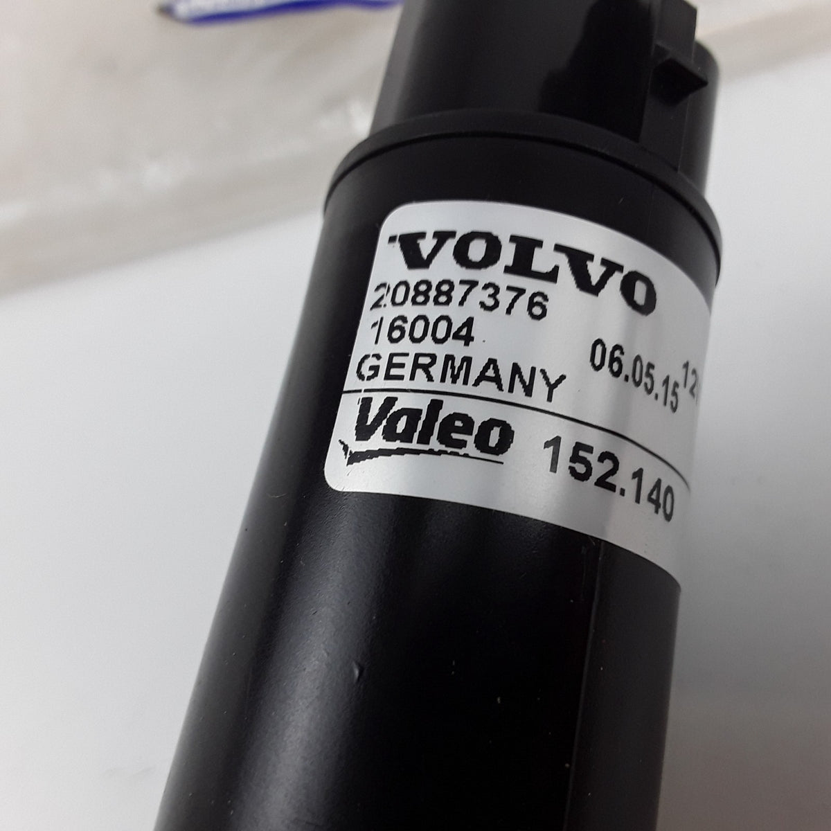 Windshield Washer Pump 20887376 For Volvo VNL 300, 430, 610, 660, 670 (Gen 2)