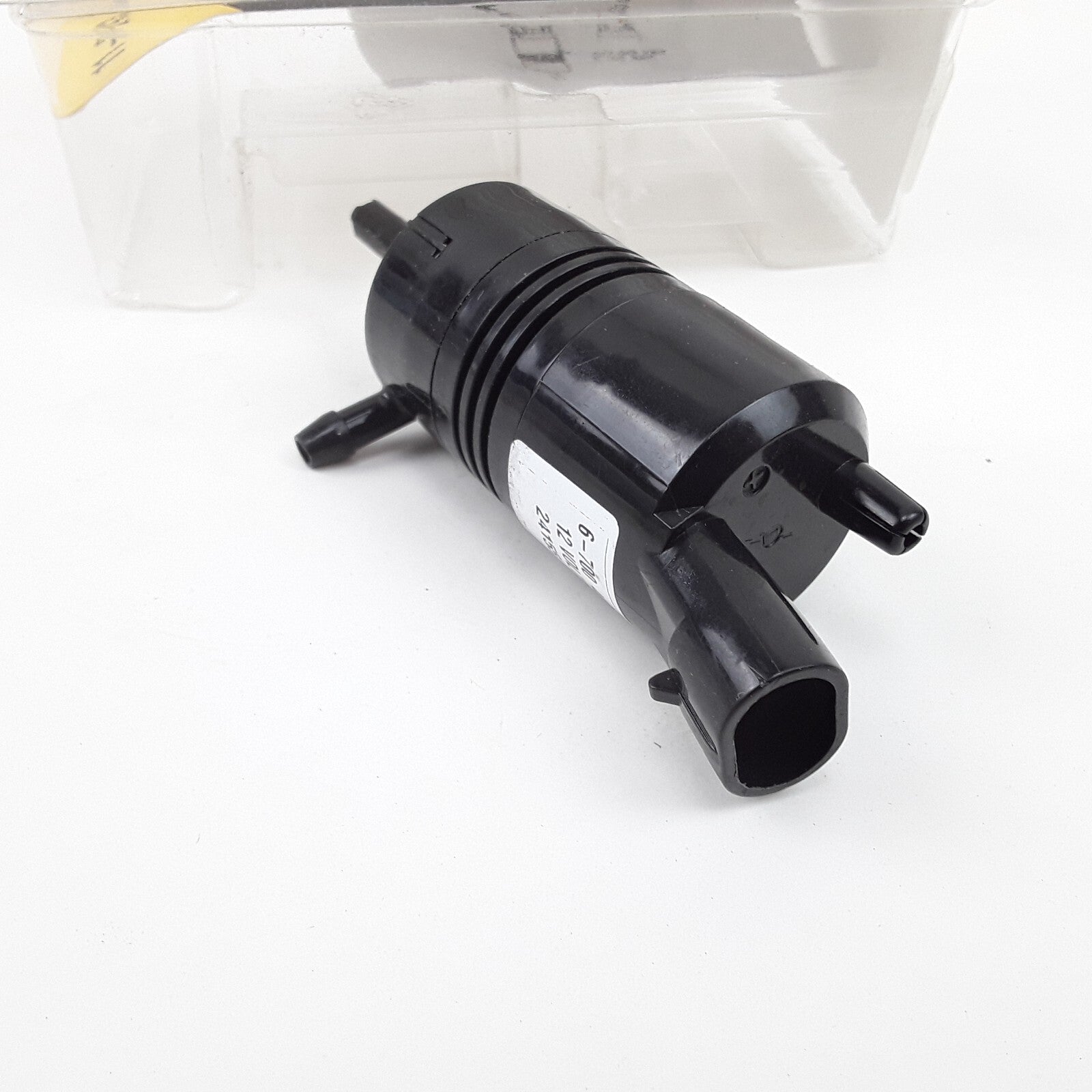 Windshield Washer Pump-Base Fits Cadillac CTS 2010-2011 Buick Enclave 2008, 2011