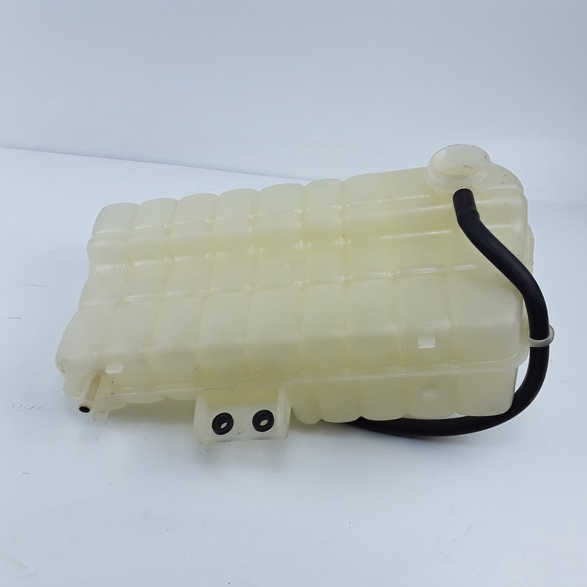 Coolant Reservoir Fits Chevrolet GMC Isuzu 2003 2004 2005 2006 2007 2008 2009