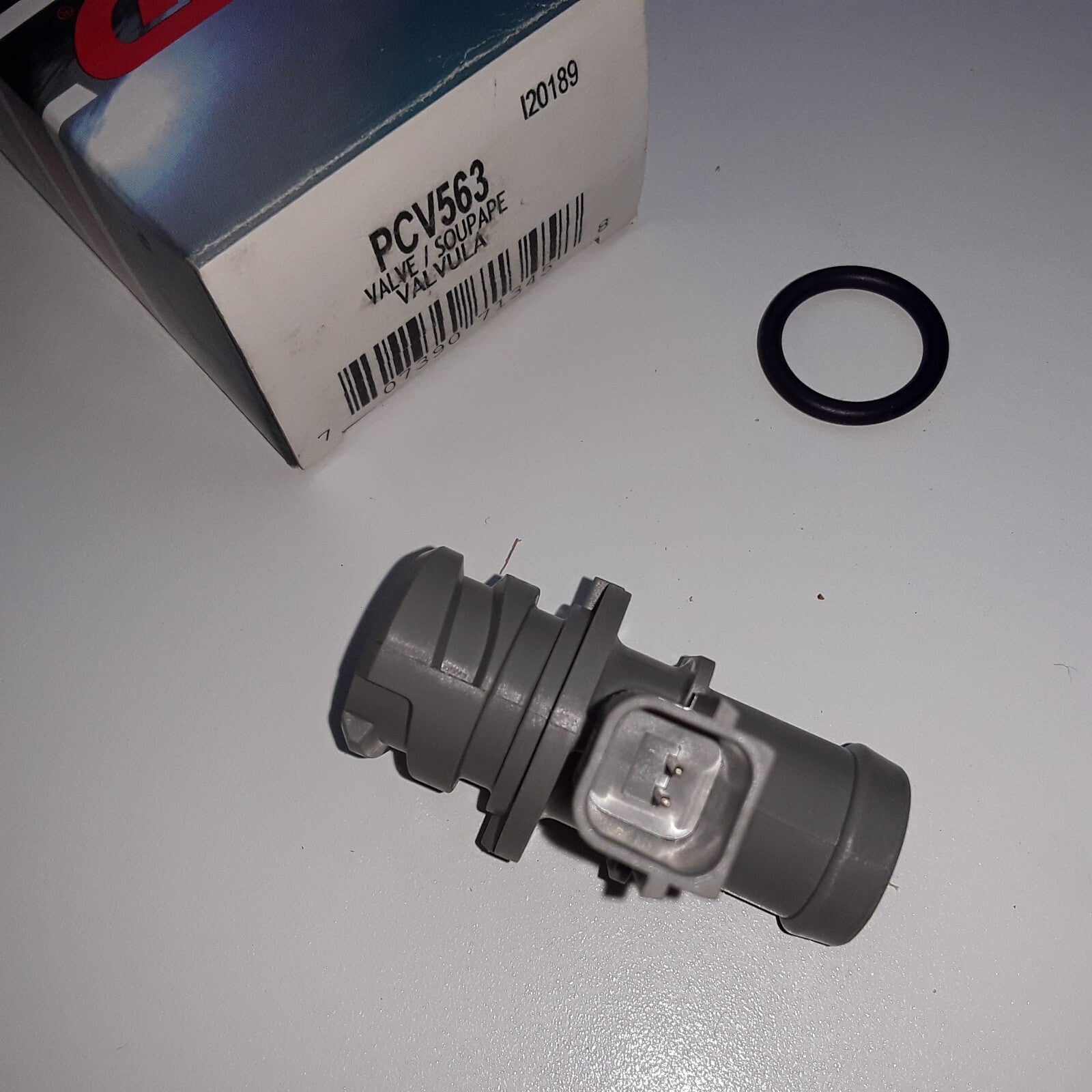 PCV Valve Fits Ford Explorer 2004-2010 Mercury Sable 2008-2009 Mariner 2011