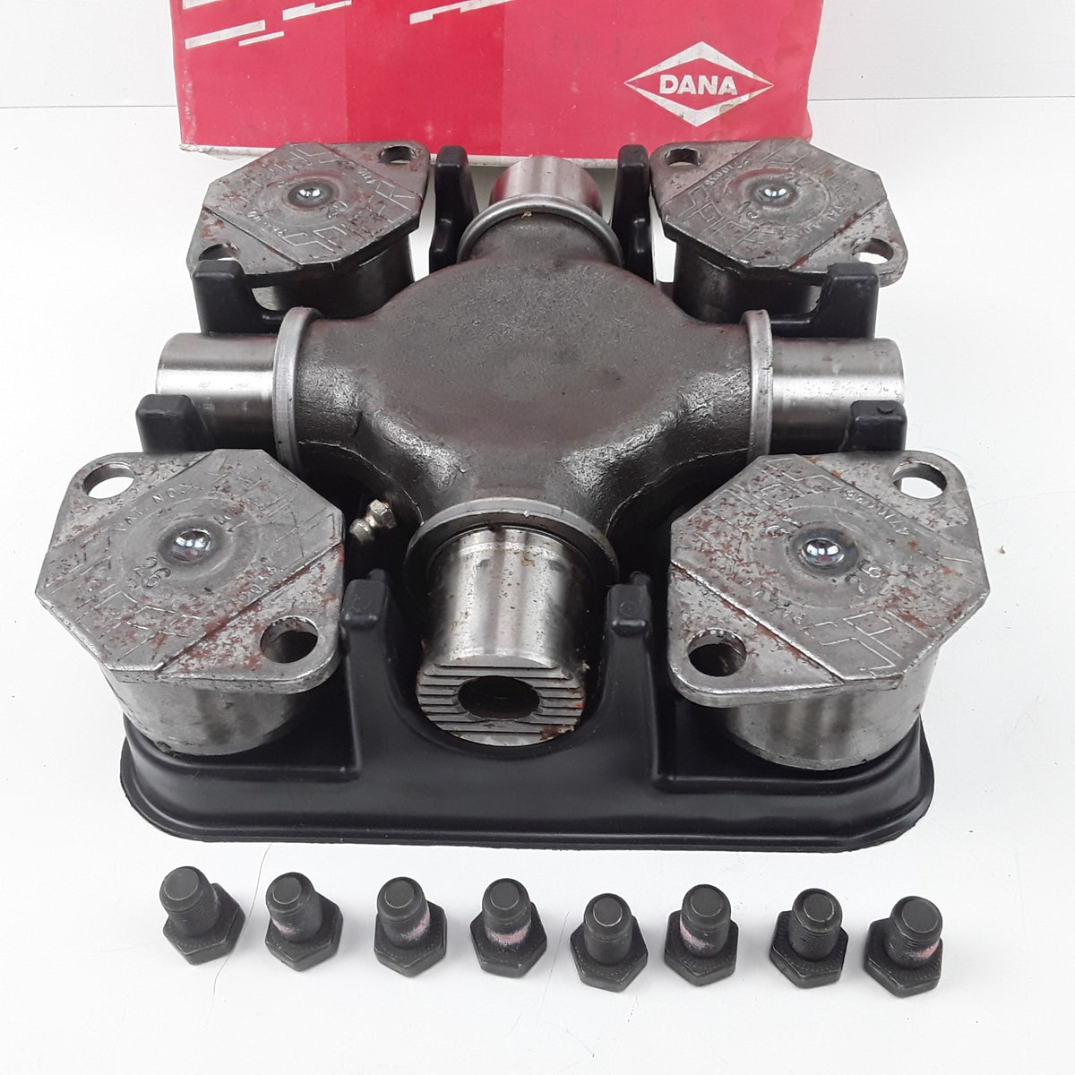 Spicer 5-407X Universal Joint - Greaseable, BP Style 1760 Series For Car Trucks