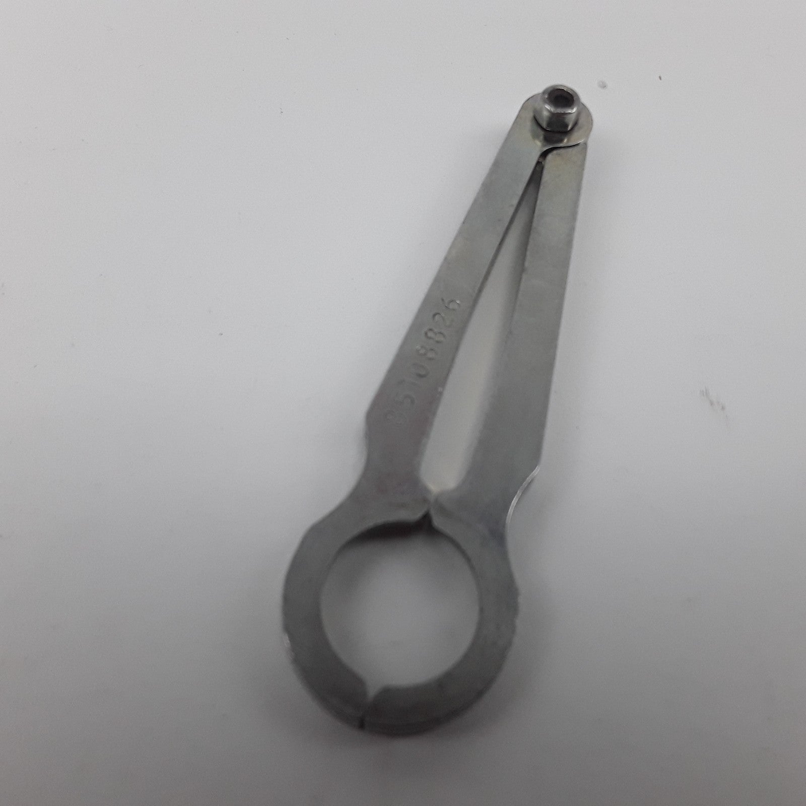 15mm Trans Cooler Line Release Tool 85108826 For Volvo VHD VN VNL VT Models