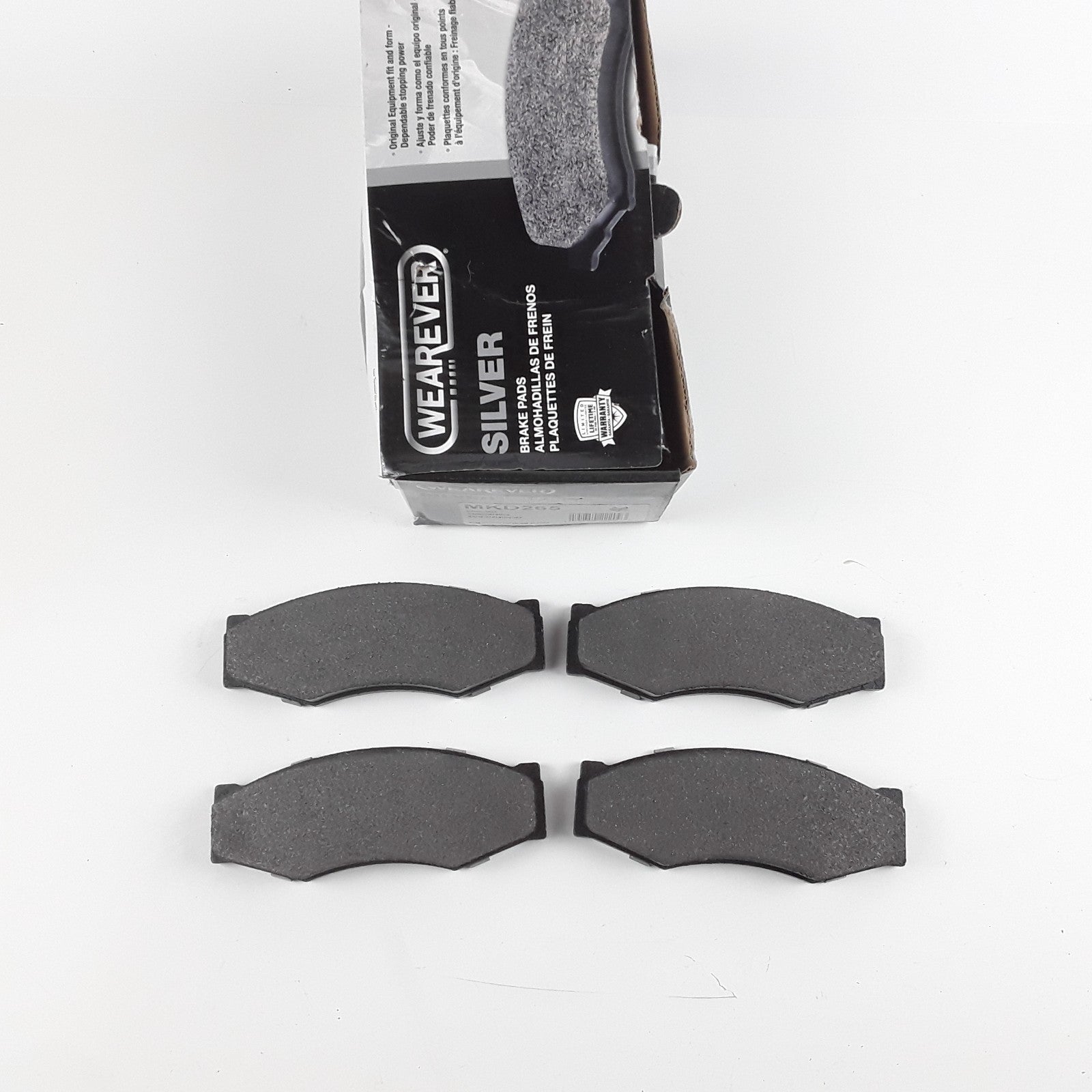 Rear Disc Brake Pads Pad Set Semi Metallic For Nissan 720 1983 1984 1985