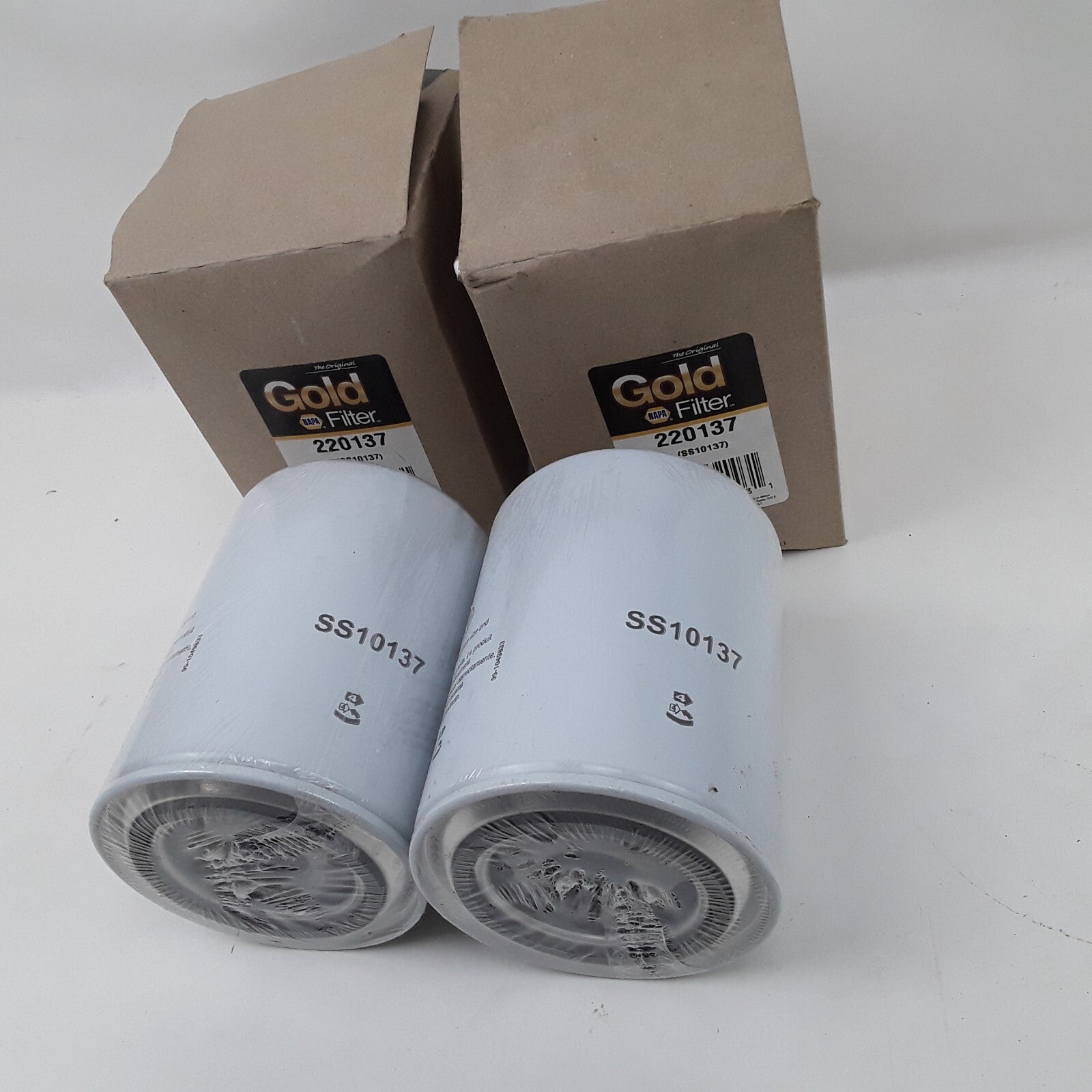 Set Of 2 NAPA Gold 220137 Heavy Duty Engine Oil Filter For Diesel Equipment