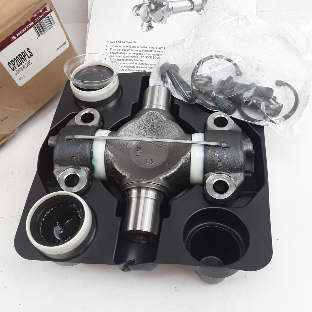 Meritor CP20RPLS Universal Joint Assembly Fits Meritor RPL20 RPL25 Series