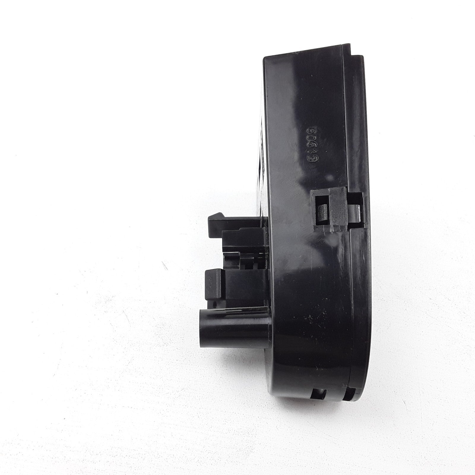 International 28130844 Left Steering Wheel Cruise Throttle Switch For Navistar