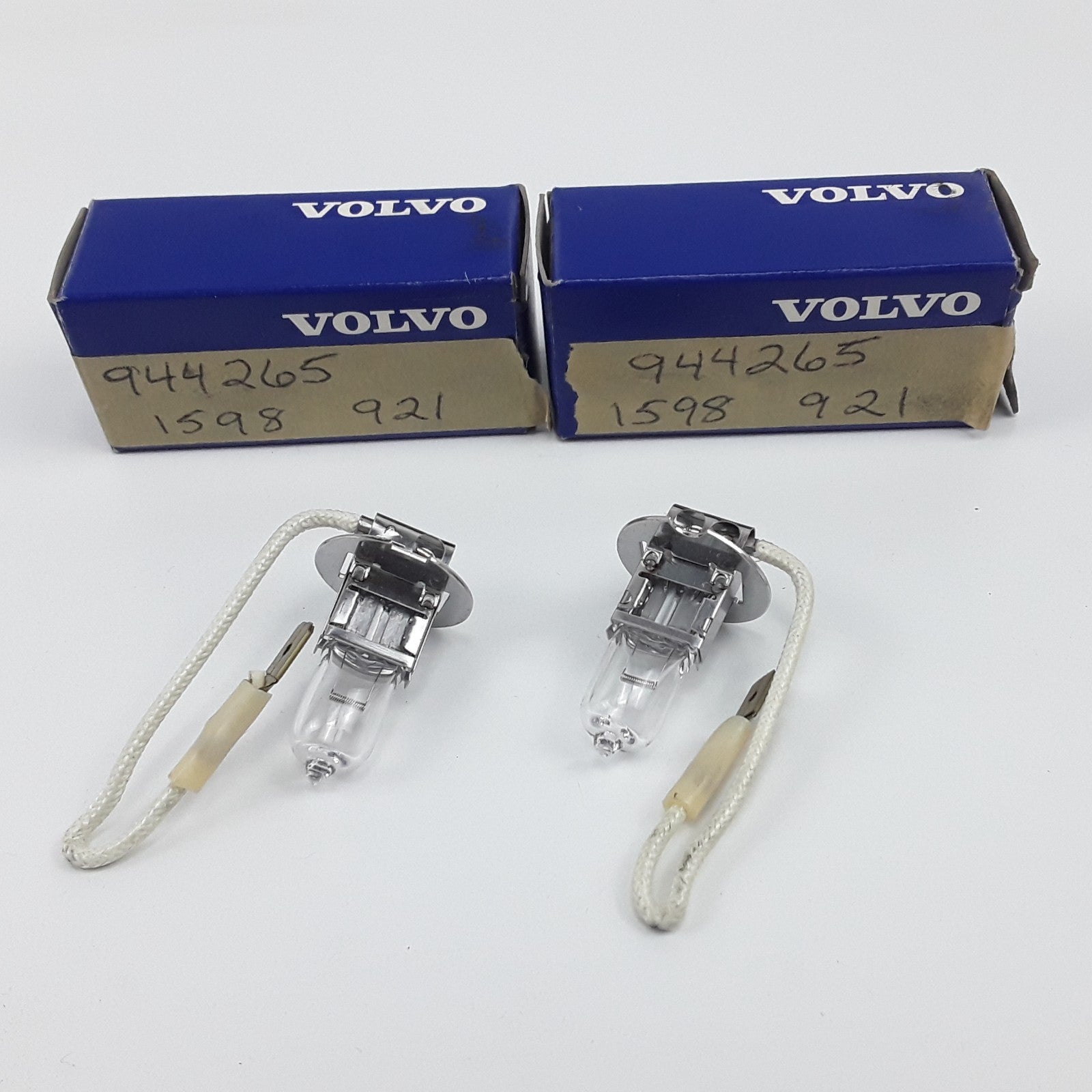 2 Halogen Fog Light Lamp Bulb (H3) For Classic Passenger Cars 240 260 GT Series