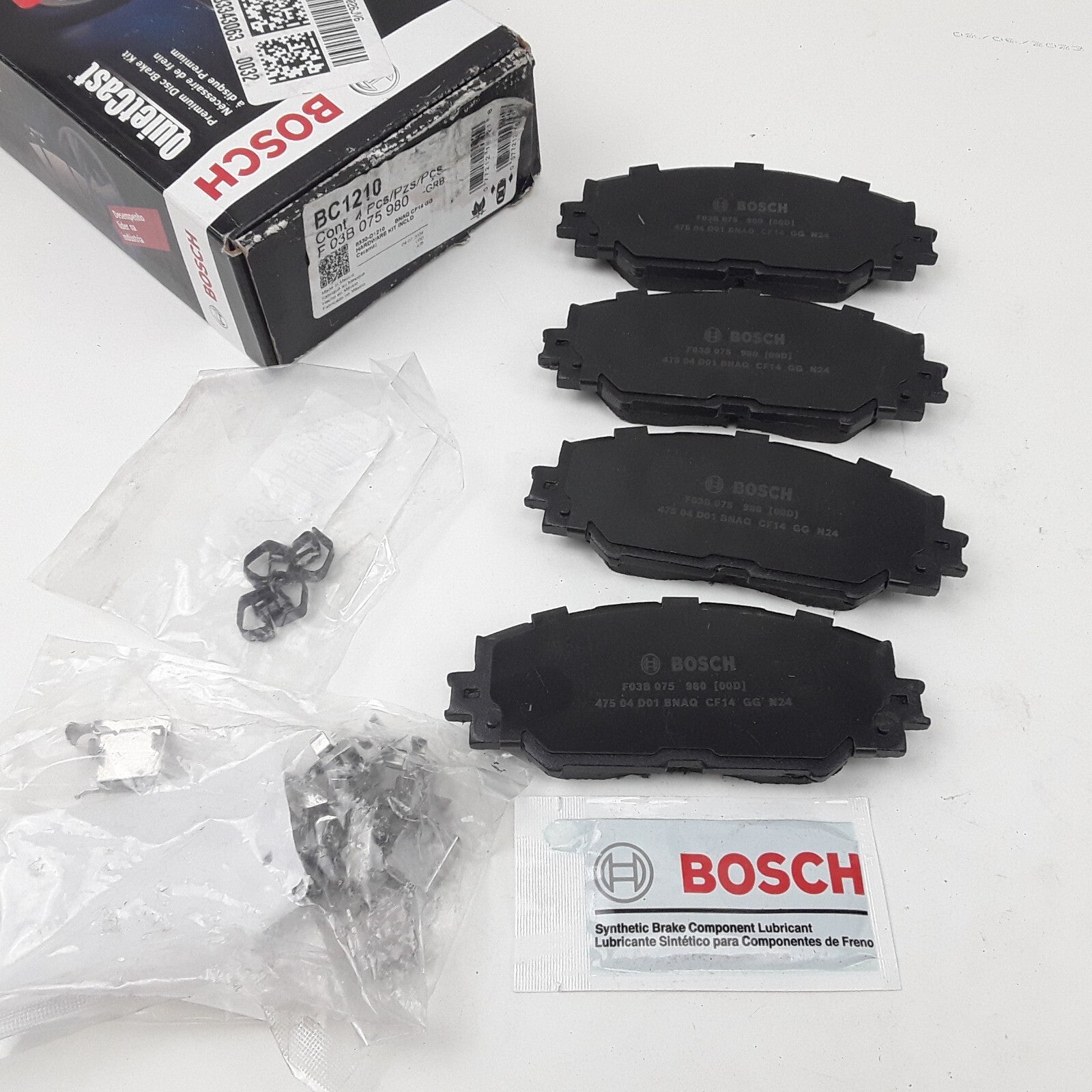 Front Disc Brake Pad Set Fits Lexus HS250h 2011-2012 Toyota Corolla 2009-2019