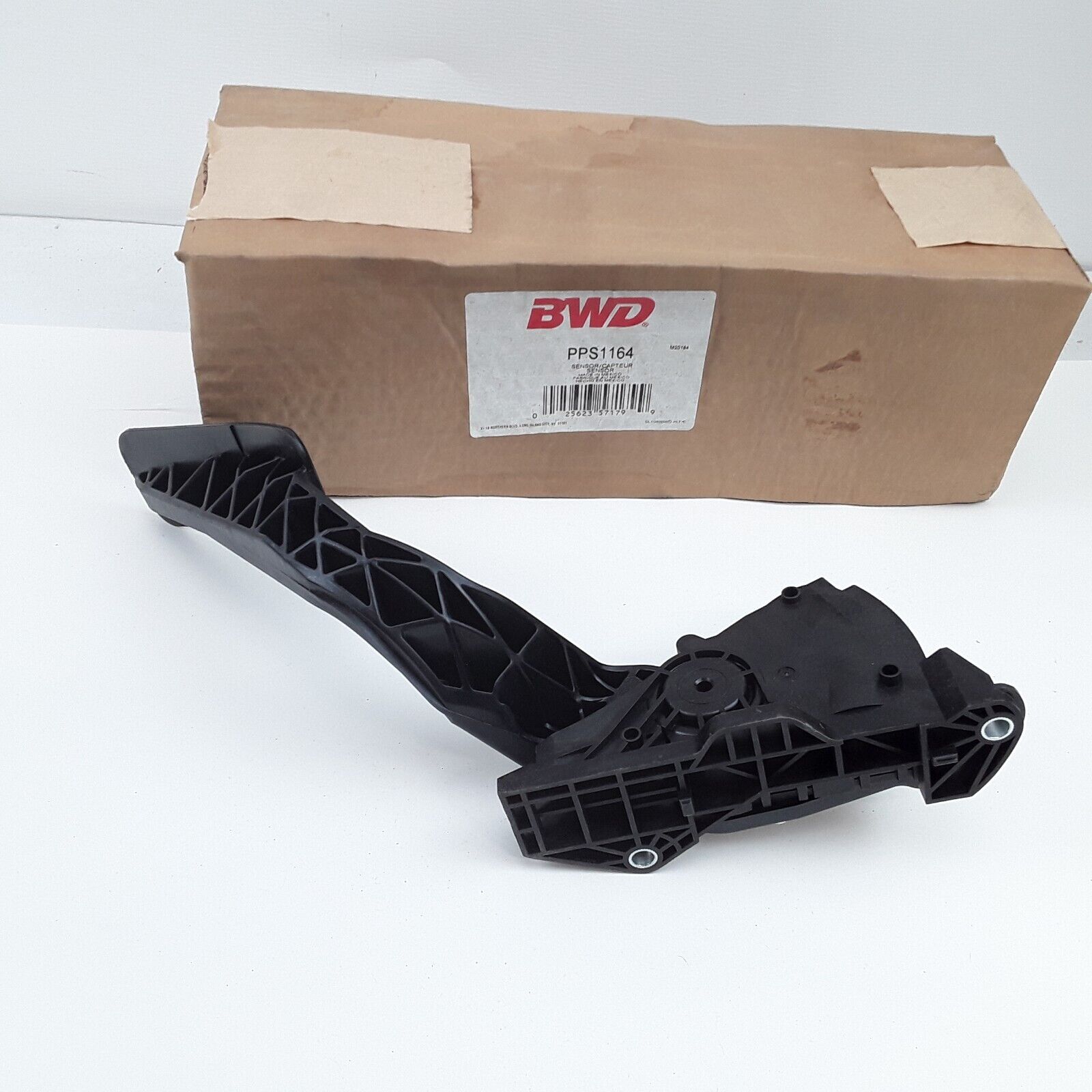 NEW Accelerator Pedal Sensor Fits Chevrolet GMC Cadillac Hummer 2007-2011
