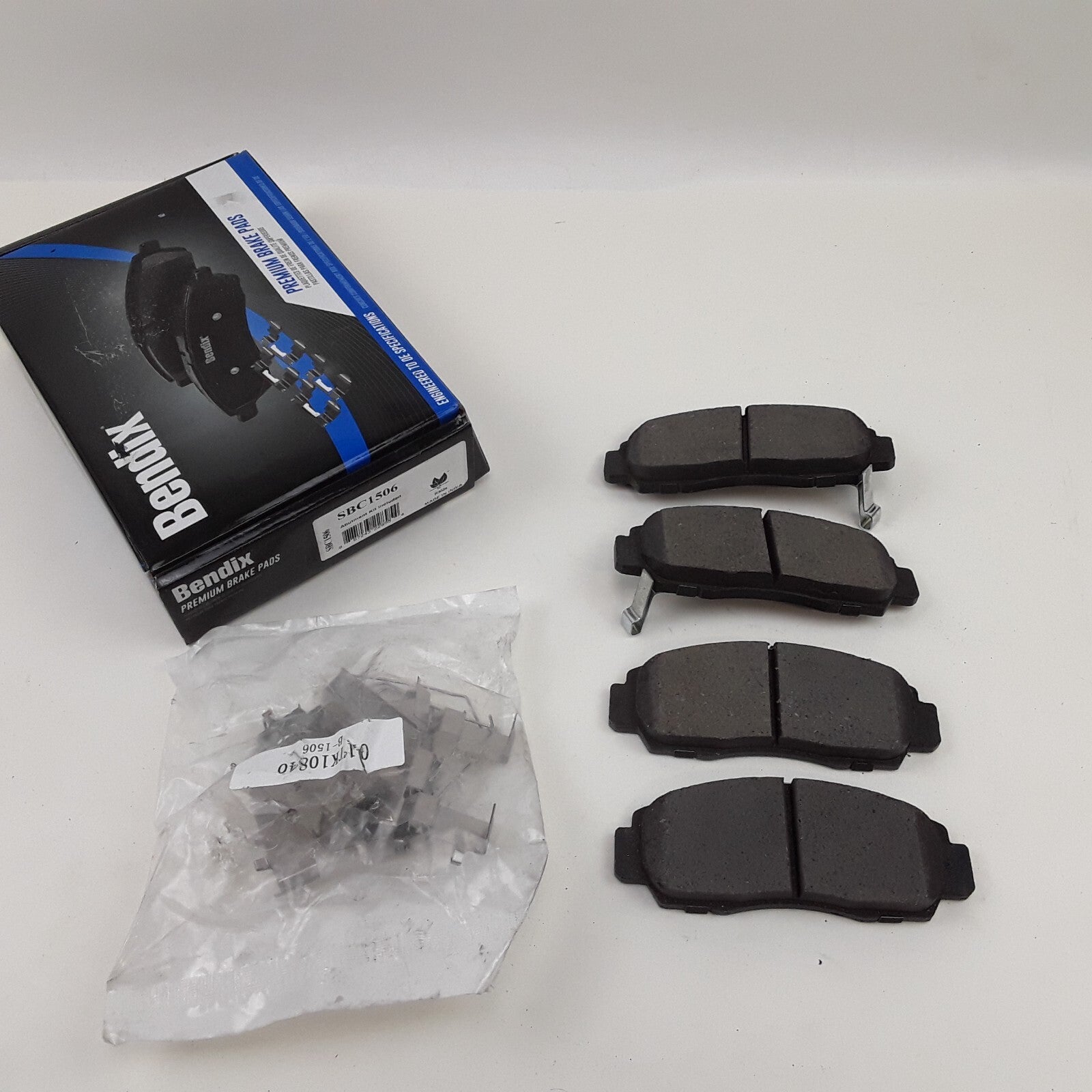 Front Premium Ceramic Disc Brake Pad Set Fit Honda Accord 2003-12 Acura CL 01-03