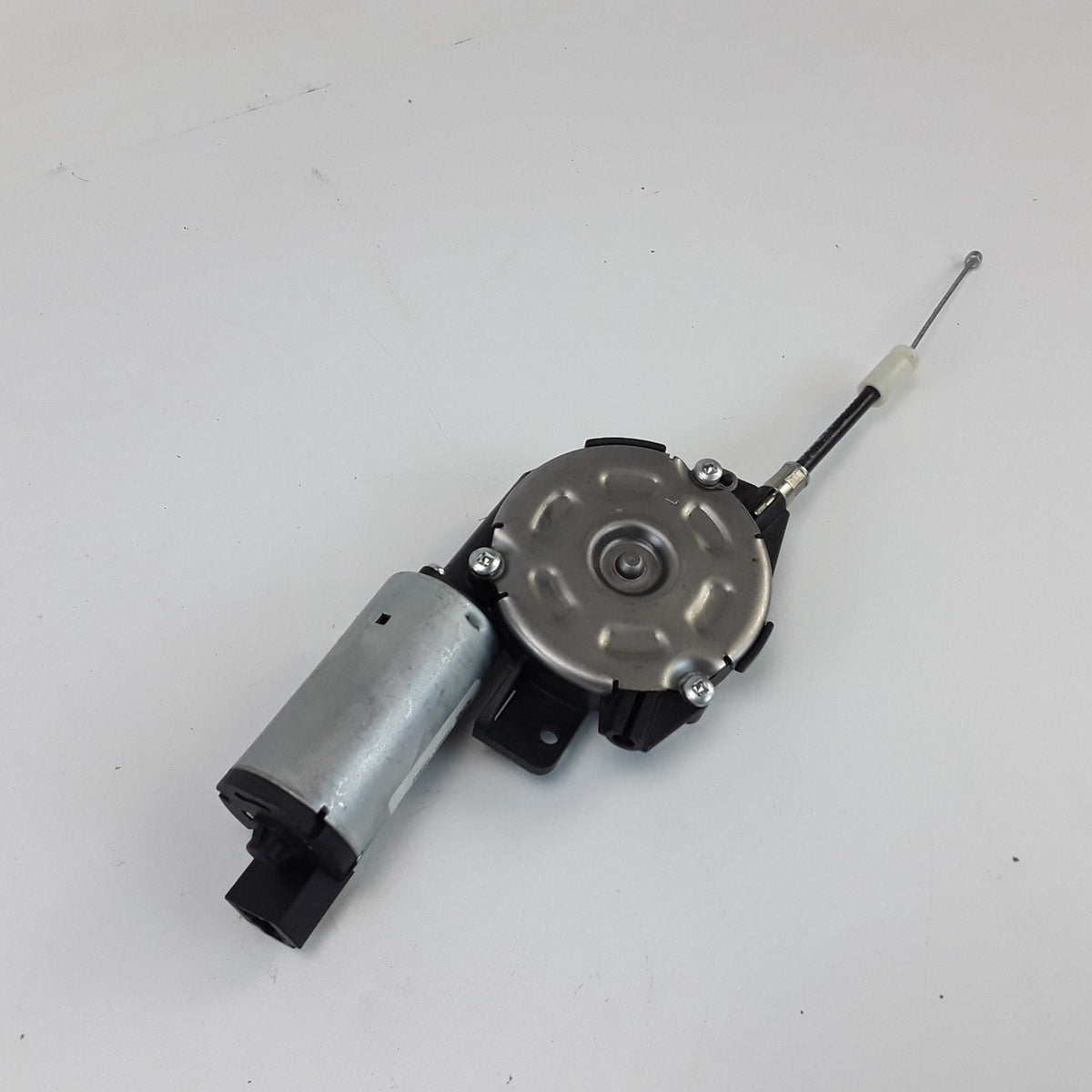 Left Easy Entry Seat Track Release Actuator For Tesla Model X 1108744-00-D
