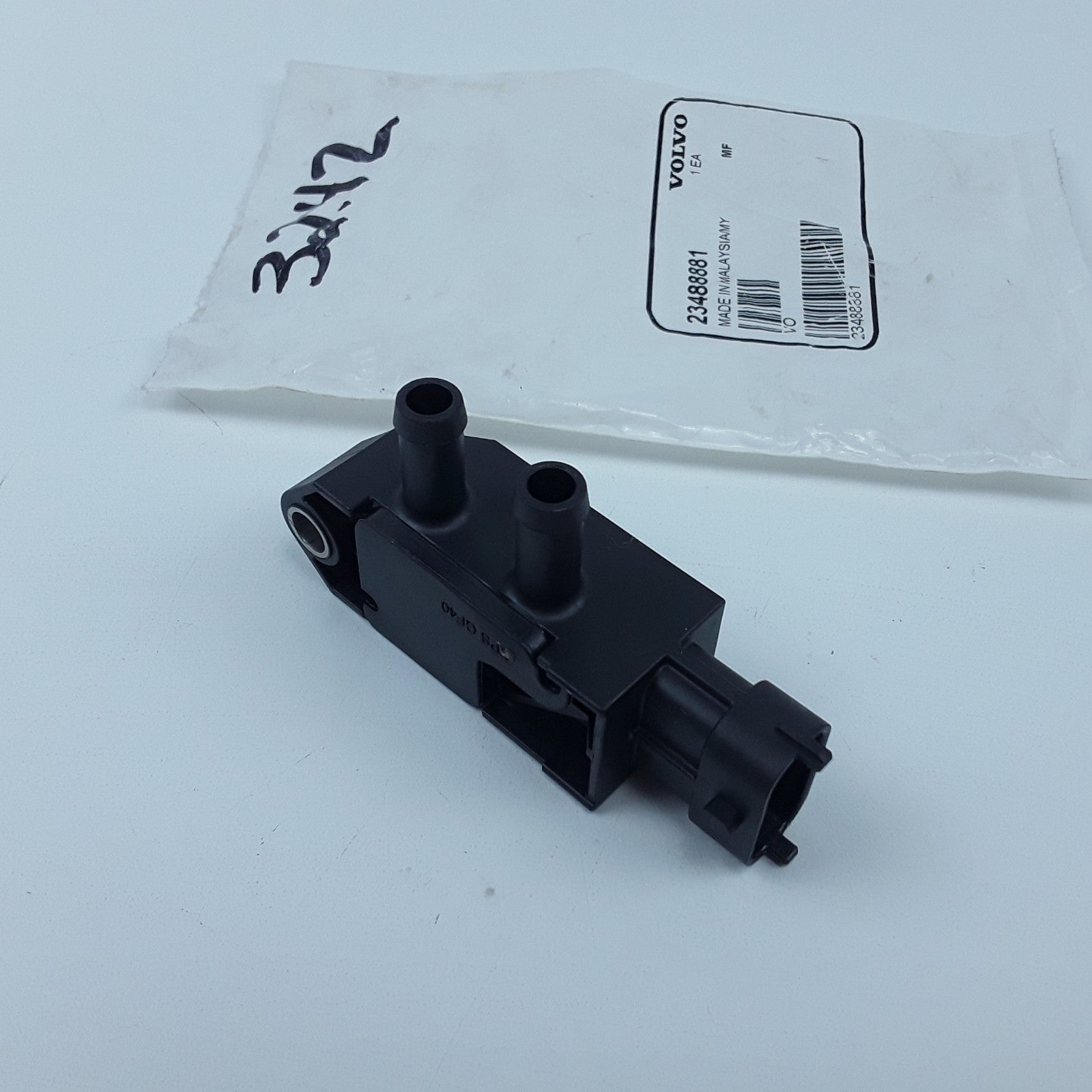 Differential Pressure Sensor 23488881 Fits Volvo D11 D13 D16 Engines