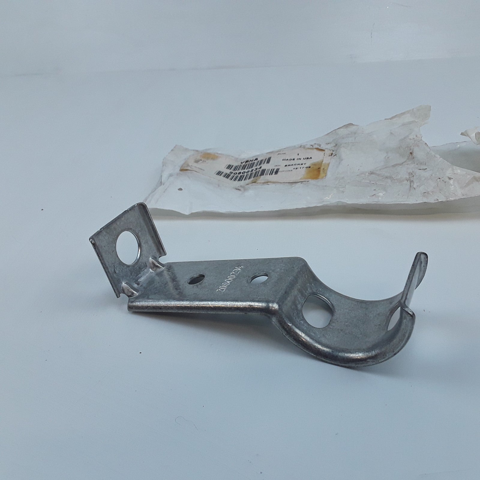 Fender Support Bracket Front Left Side 20800234 Fits 2018-2024 Volvo VNL 760