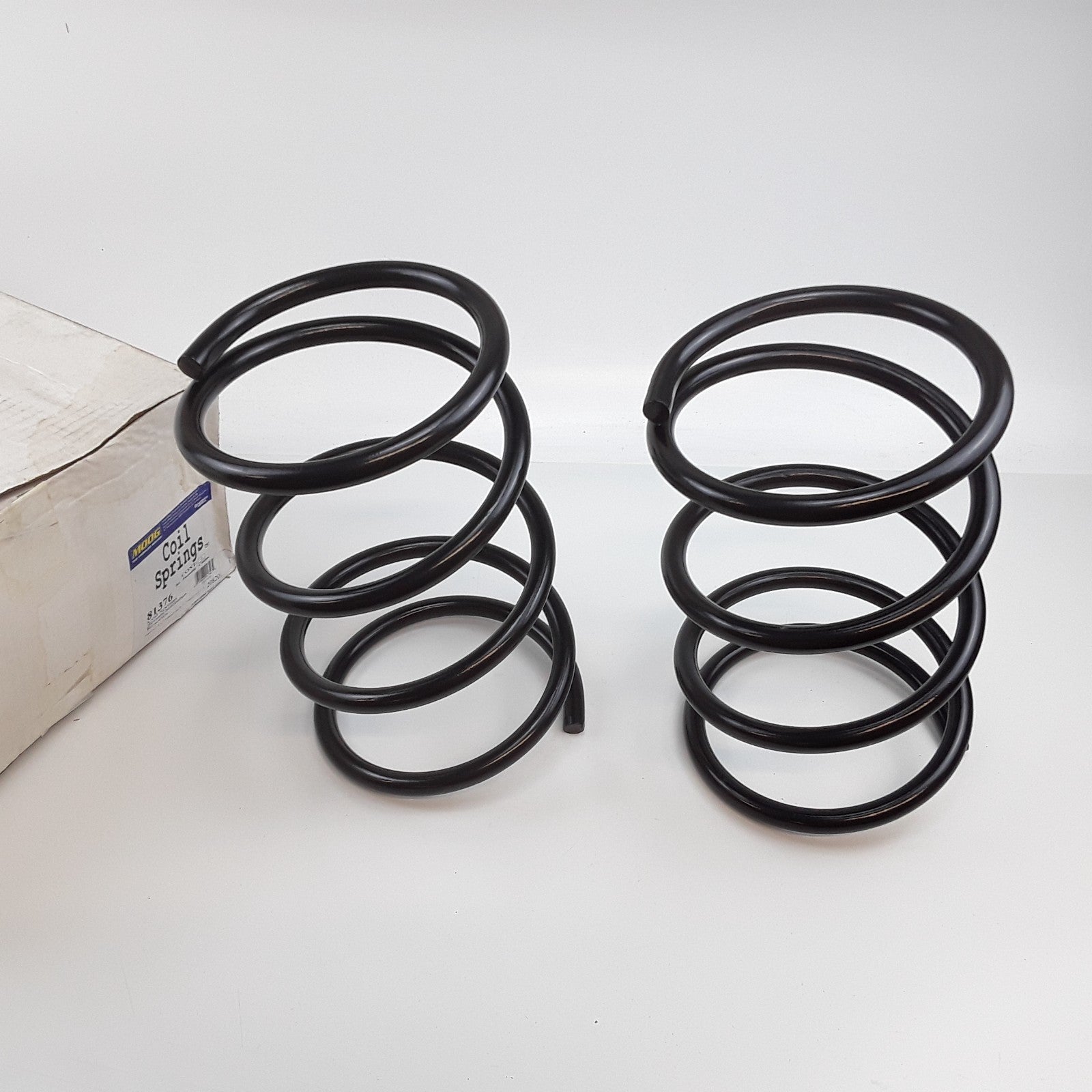Moog 81376 Front Coil Spring Set Fits Mitsubishi Galant (2004 2005 2006-2010)