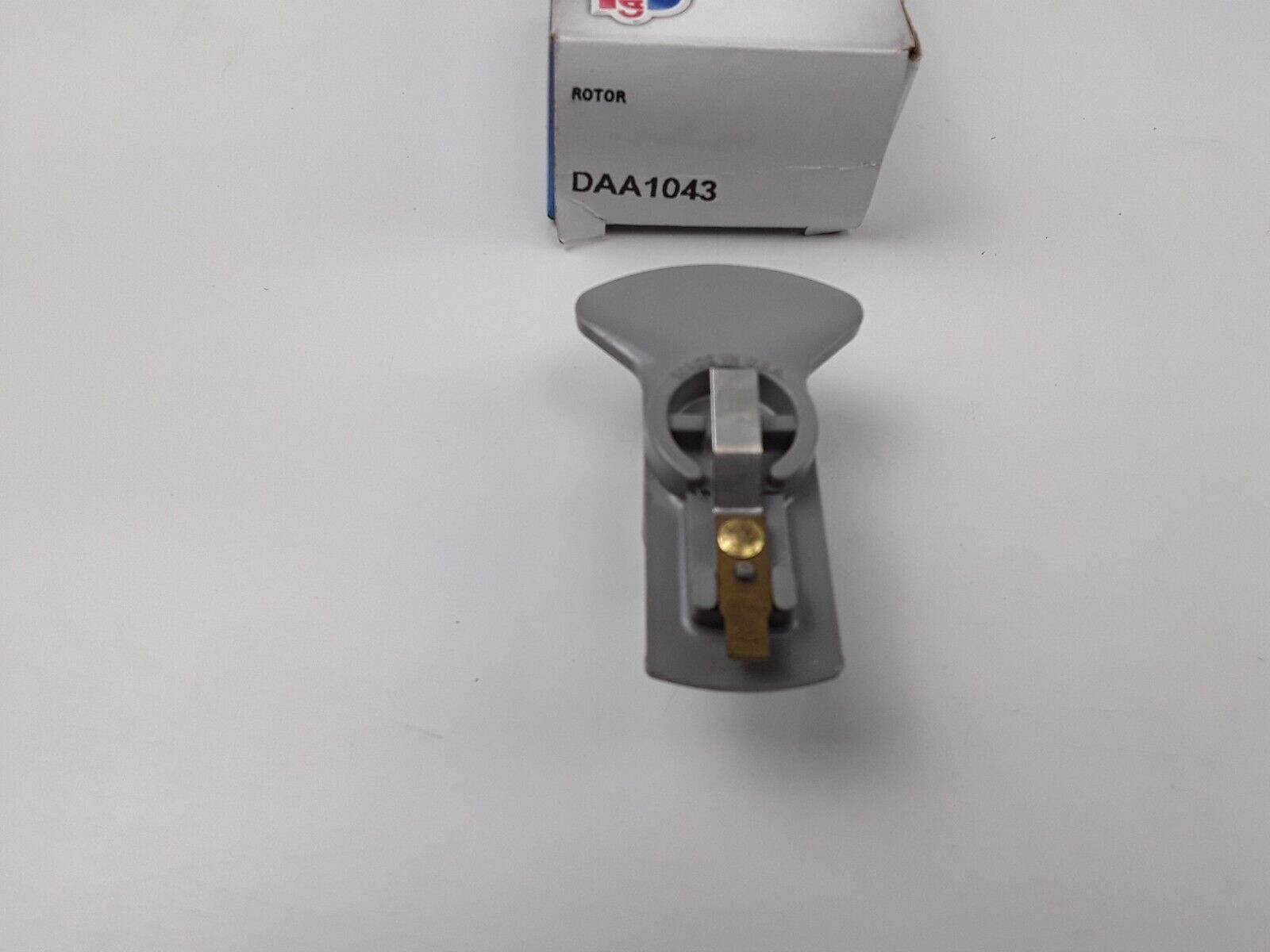 Distributor Rotor-O.E. Replacement CARQUEST DAA1043 - HotCarParts