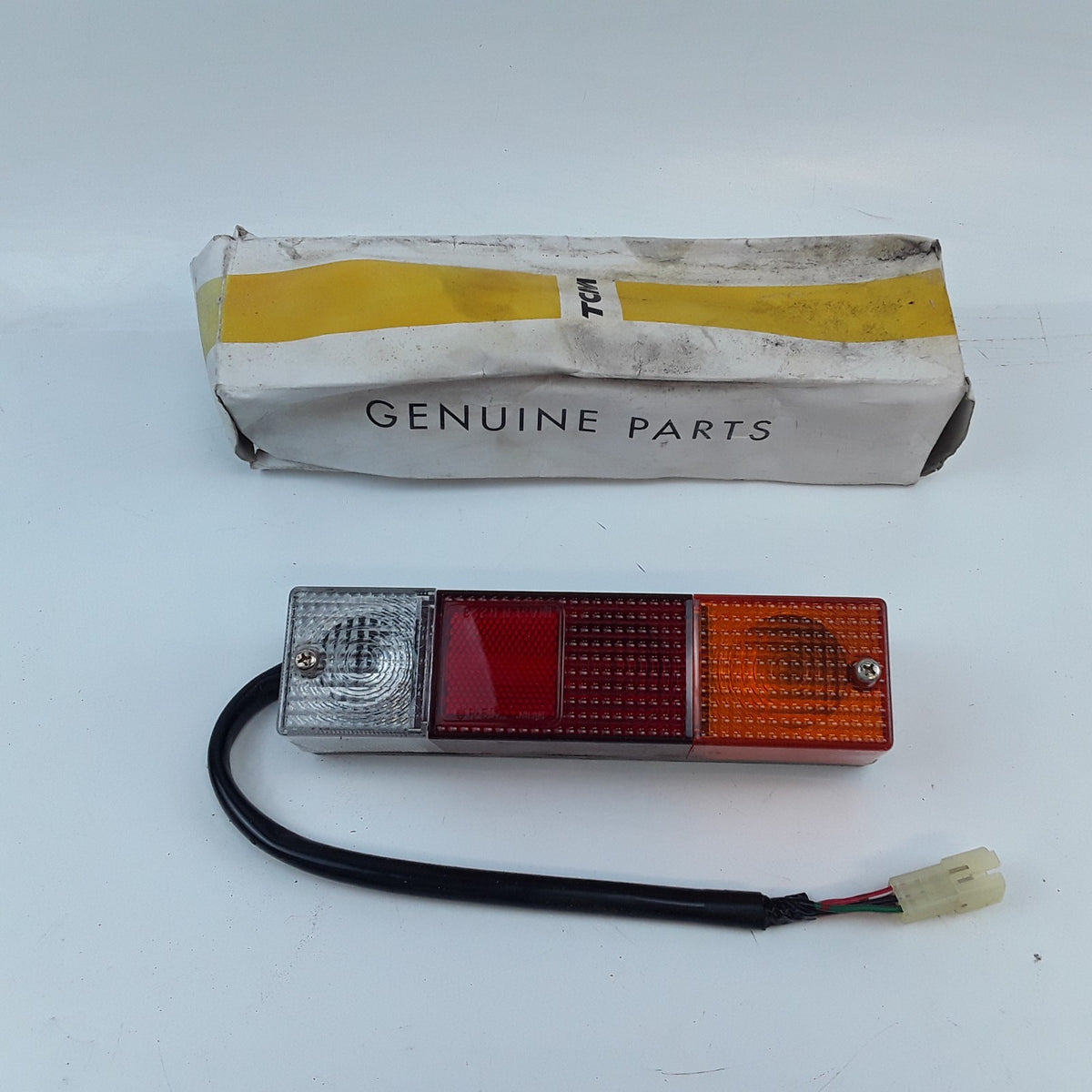 TCM 243C2-42431 , BL46-123 Lamp Combination Assembly Fits Heavy Duty Forklifts