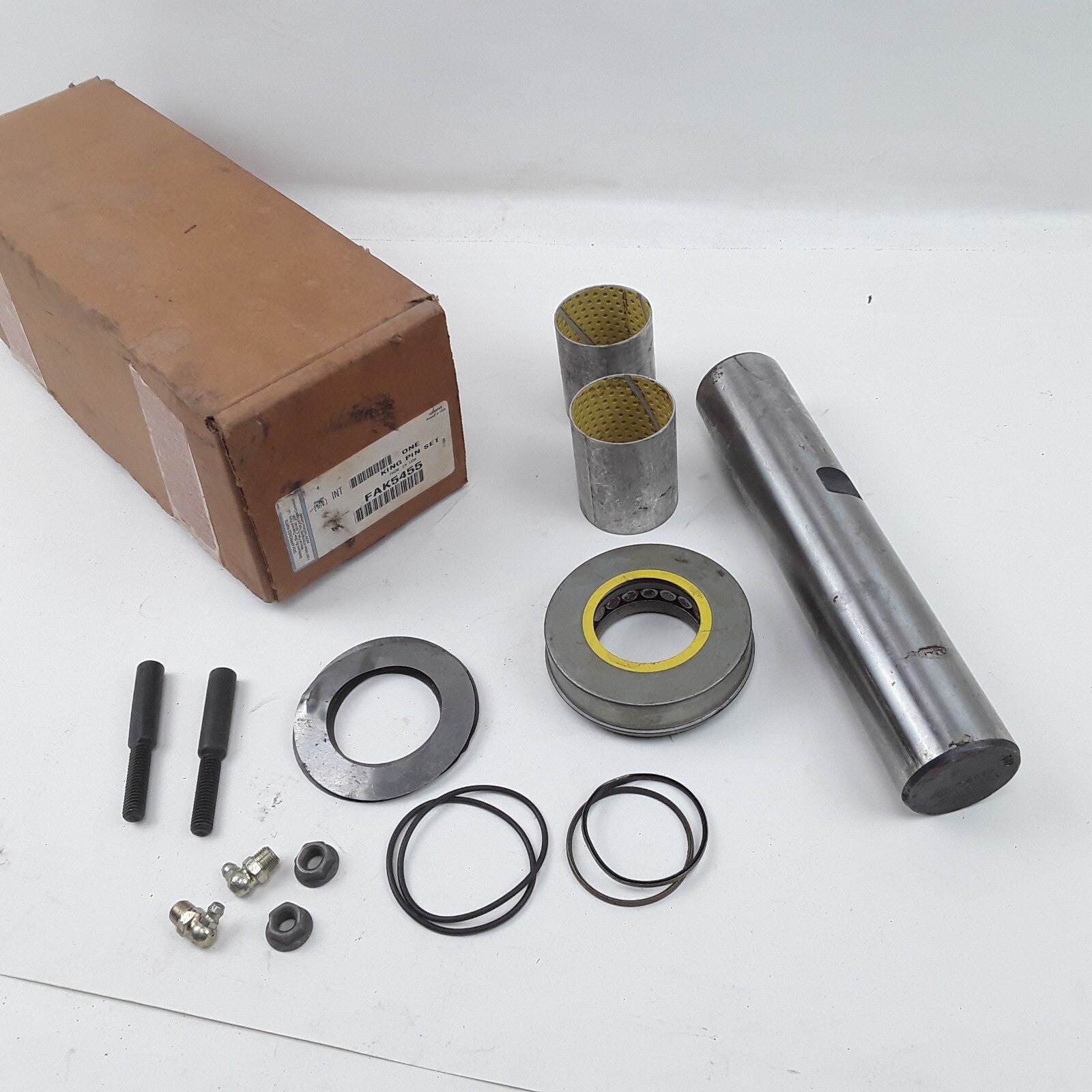 1 King Pin Set FAK5455 Fits International CE200 2006 11-TON 7-TON 2004 4200 2006