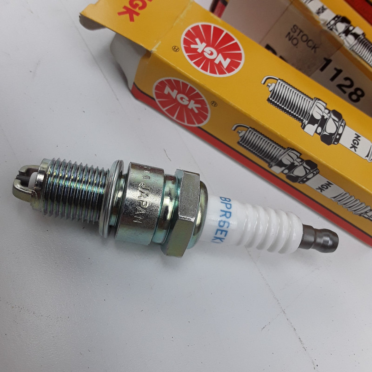 10X Spark Plug Fits Lamborghini Jaguar Beta Cobra Toyota Yamaha Dodge 1946-2016