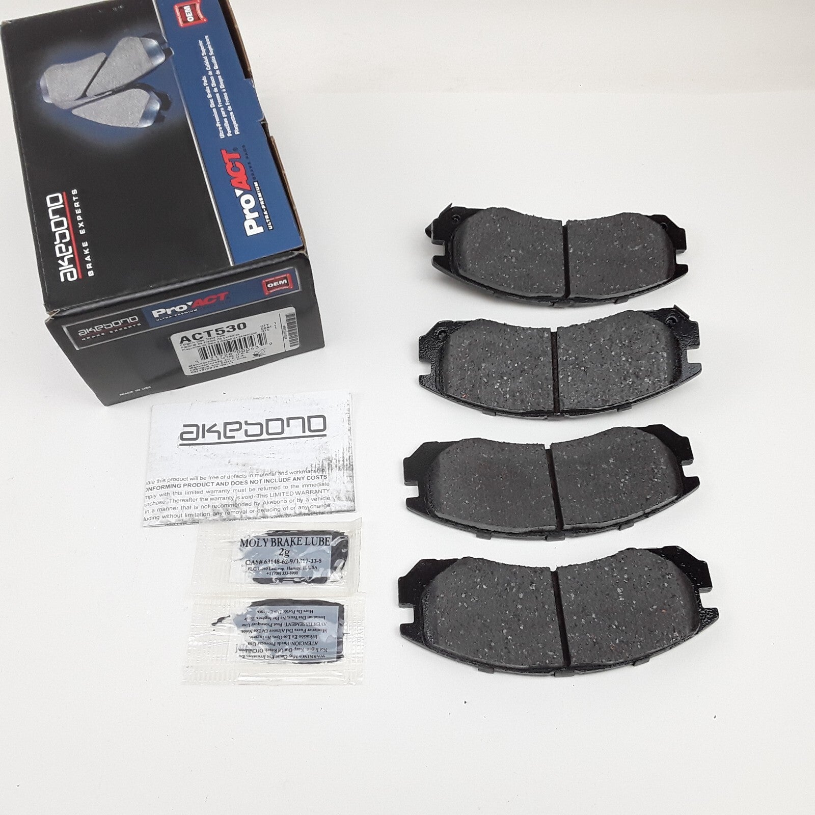 Front Disc Brake Pad Set Fits Mitsubishi Dodge Eagle Plymouth 1991-2006, 2009-14