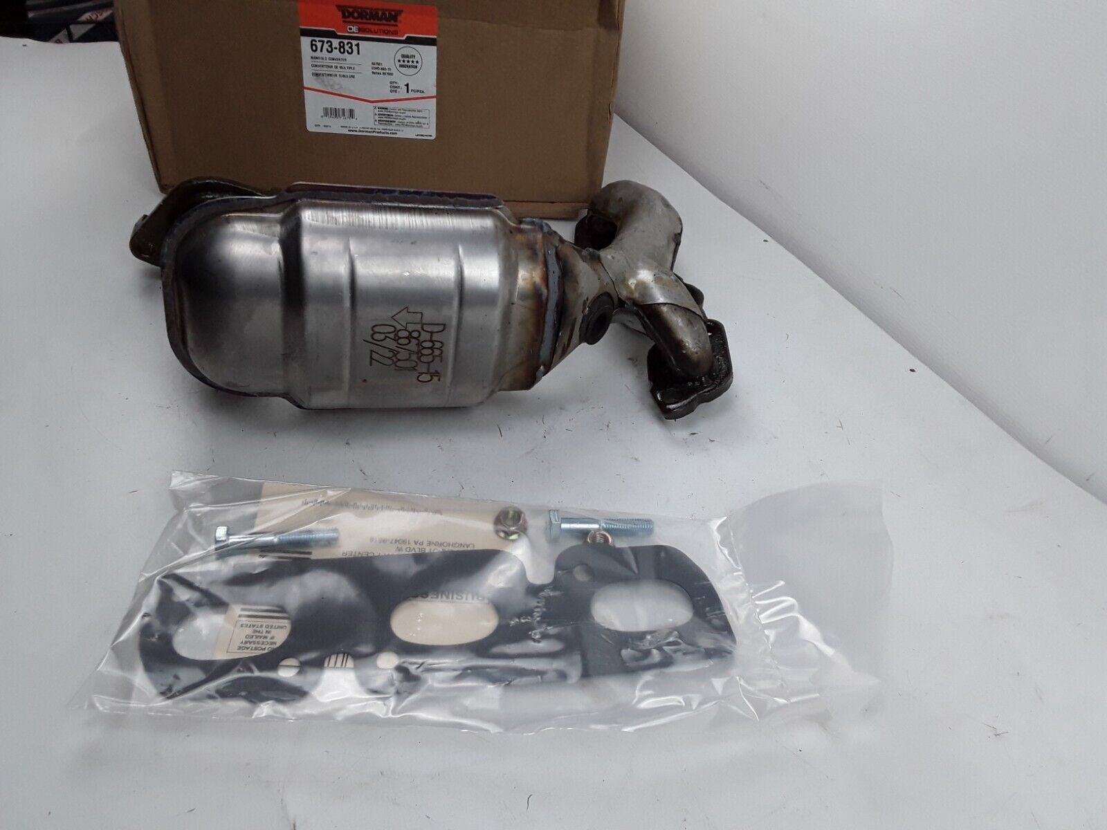 Catalytic Converter with Integrated Exhaust Manifold Dorman 673-831 NEW - HotCarParts
