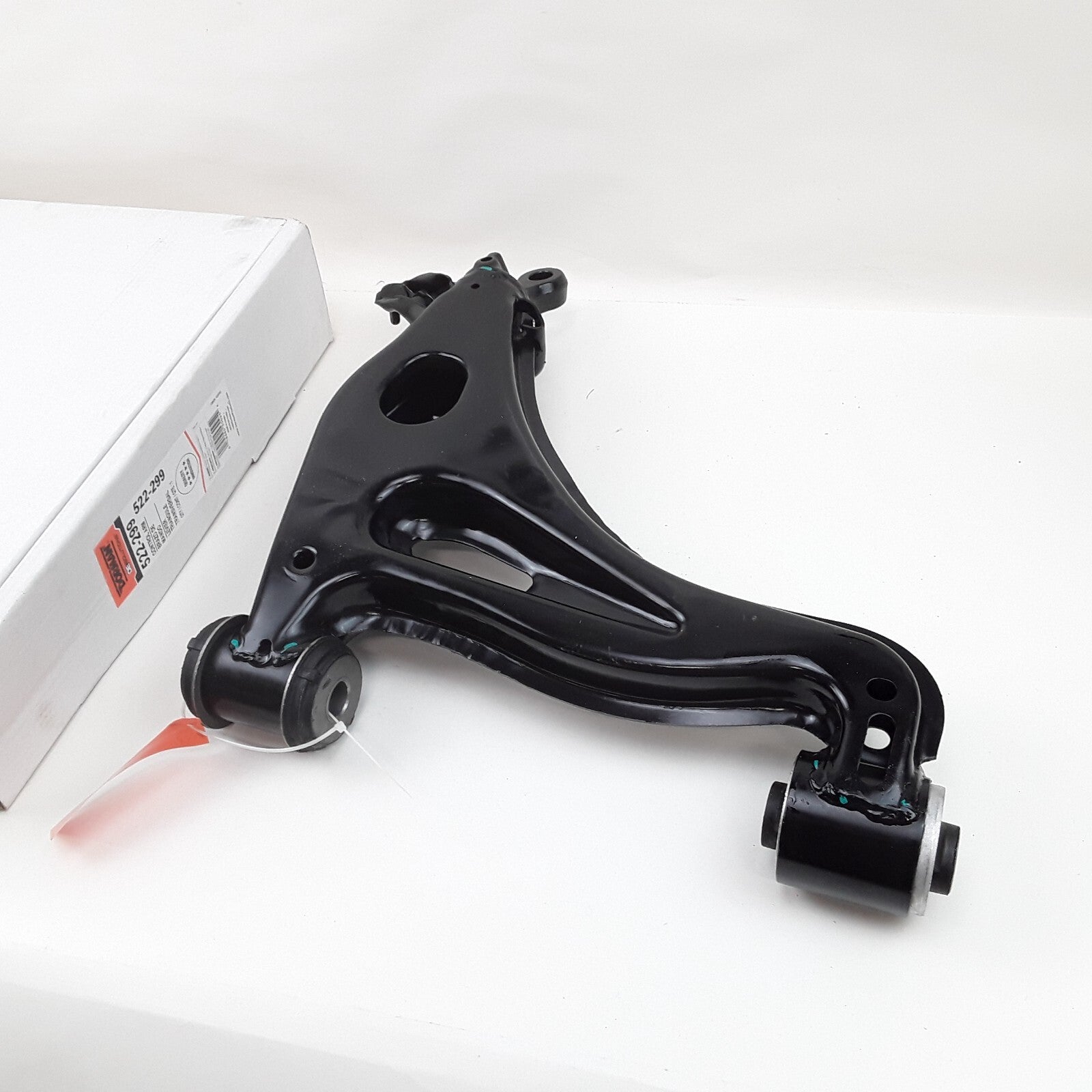 Front Left Lower Suspension Control Arm Fits Mercedes-Benz C220 C230 1994-2004