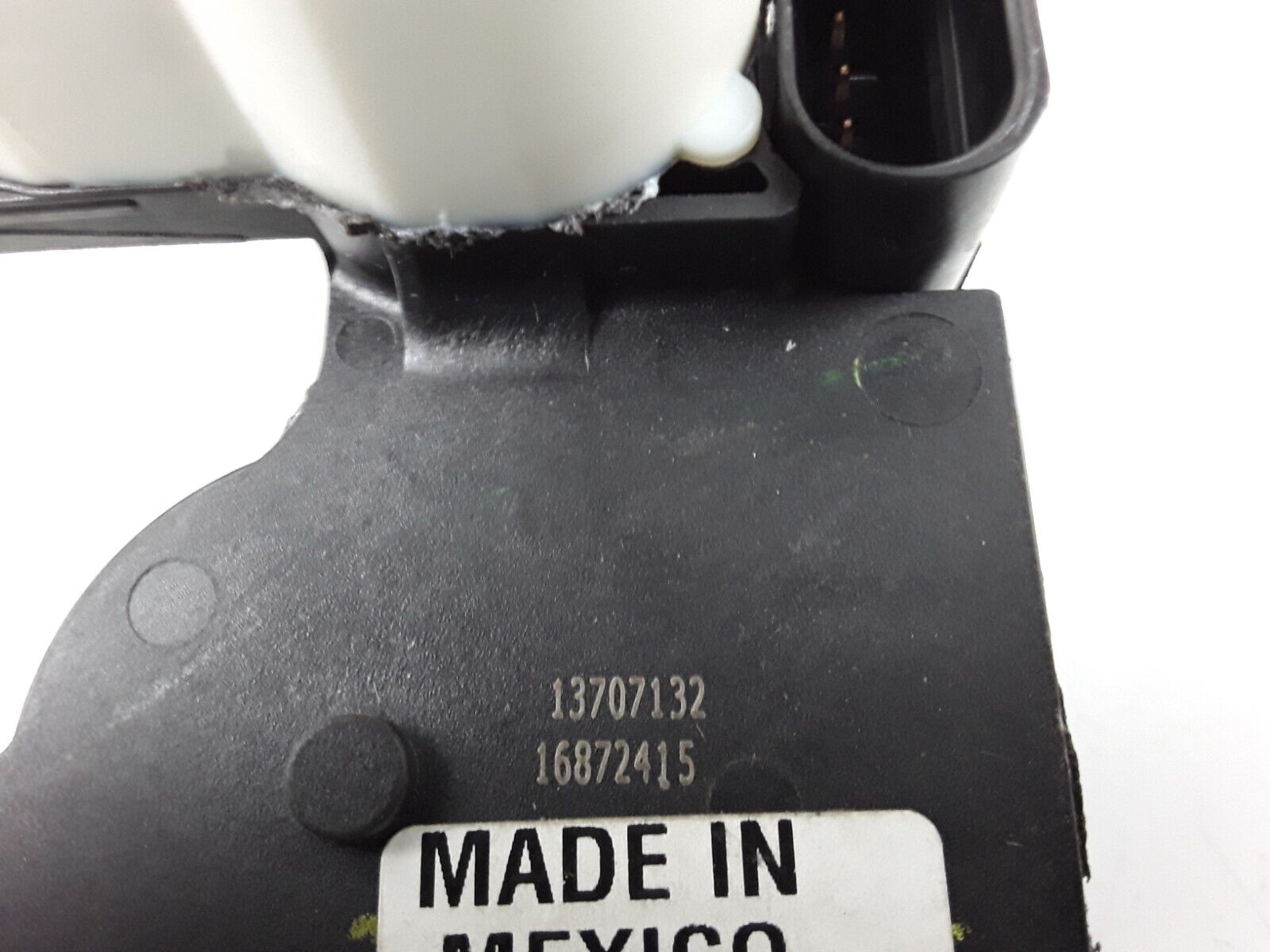 Door Lock Actuator Front/Rear Left Fits GMC ,Chevrolet ,Cadillac ,Pontiac ,Buick - HotCarParts