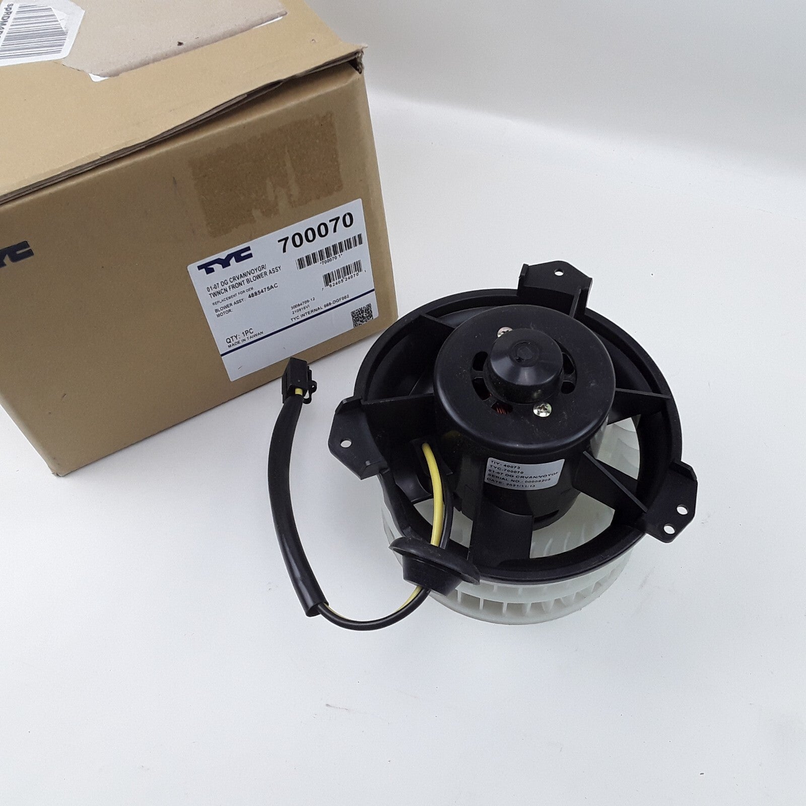 TYC 700070 Blower Assembly Fits Dodge Caravan Chrysler Pacifica (2001-2008)