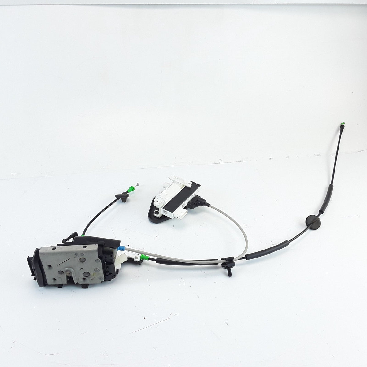 1126200-00-B Right Hand Front Door Latch Service For Tesla Model X 2015-2021 OEM