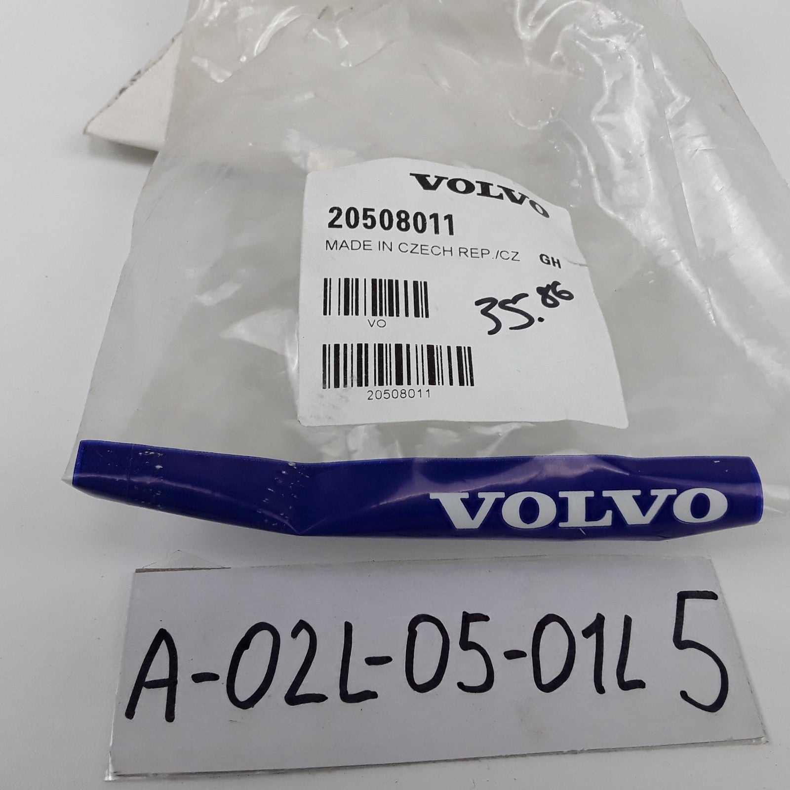 Engine Temperature Sensor Fits Volvo VHD VNL VNM (2005 2006 2007 2008 2009)
