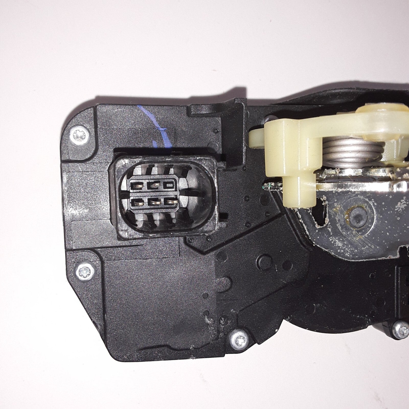 Power Door Lock Actuator Fits Jeep Commander 2008 2009 2010 Liberty 2002-2007